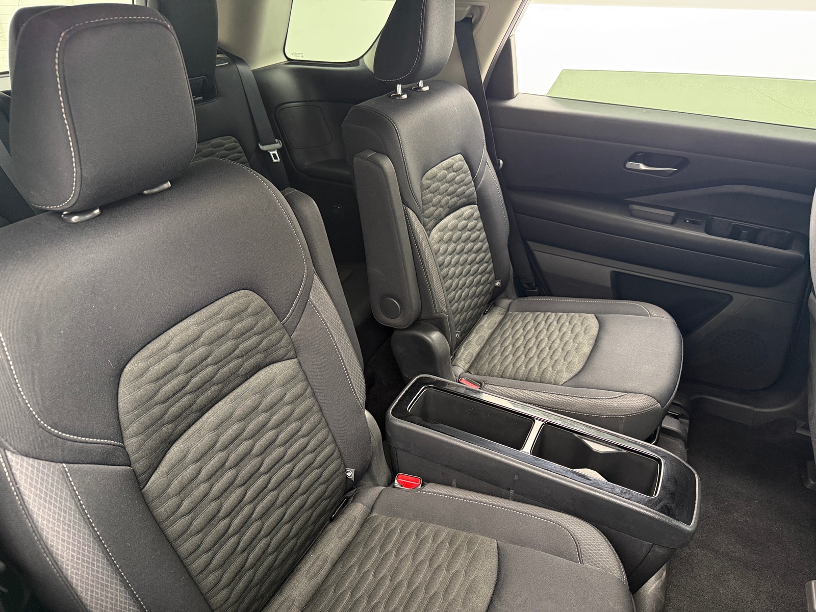 Thumbnail: 2022 Nissan Pathfinder - 6