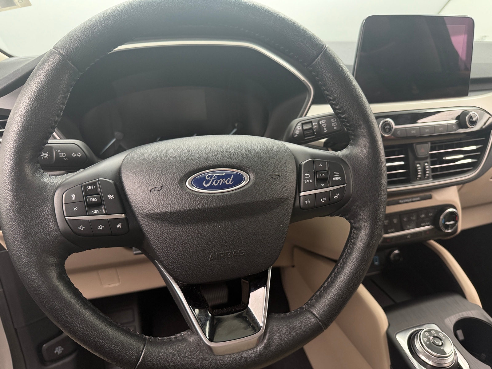 Thumbnail: 2020 Ford Escape - 4