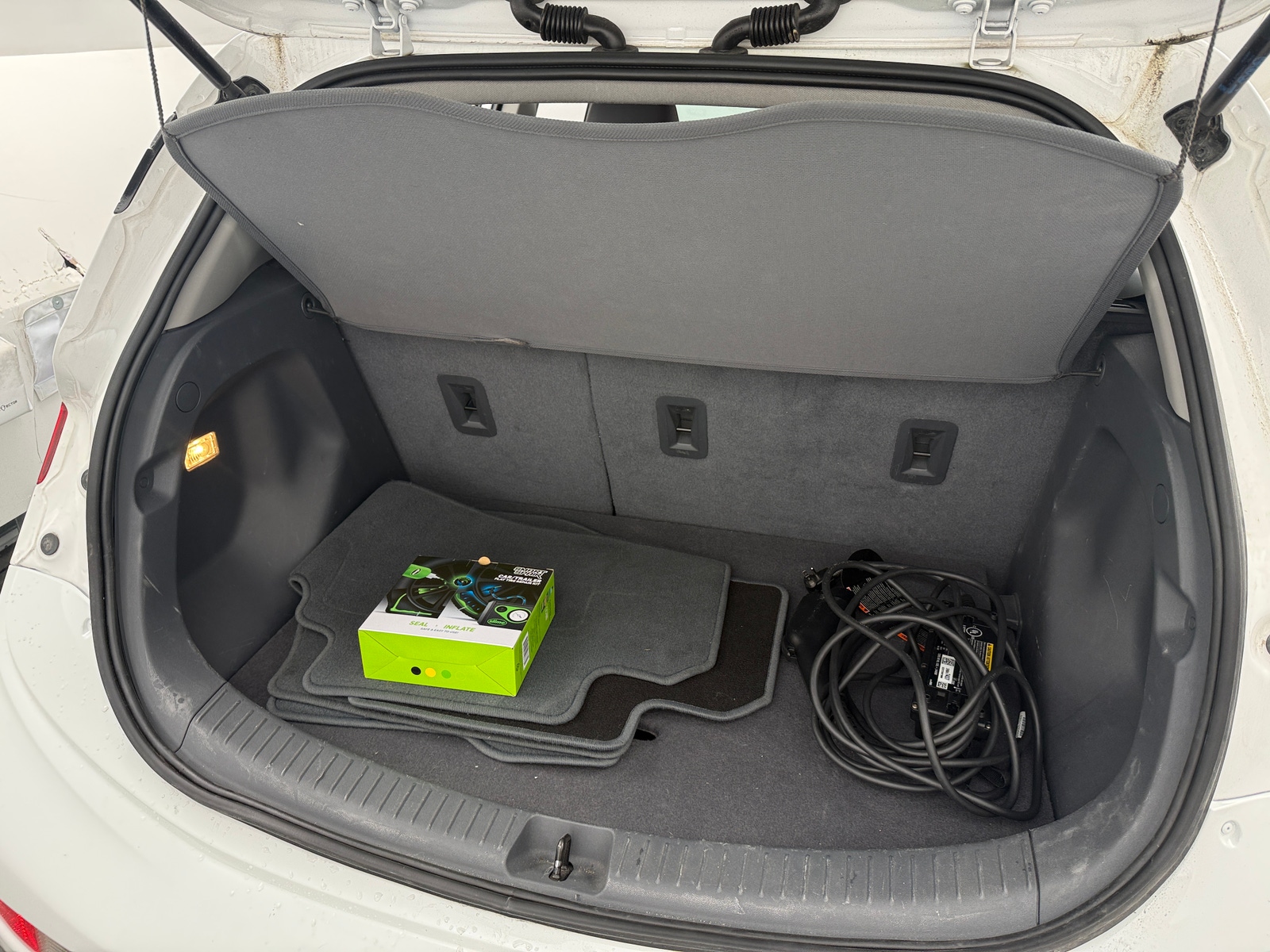 Thumbnail: 2020 Chevrolet Bolt EV - 6