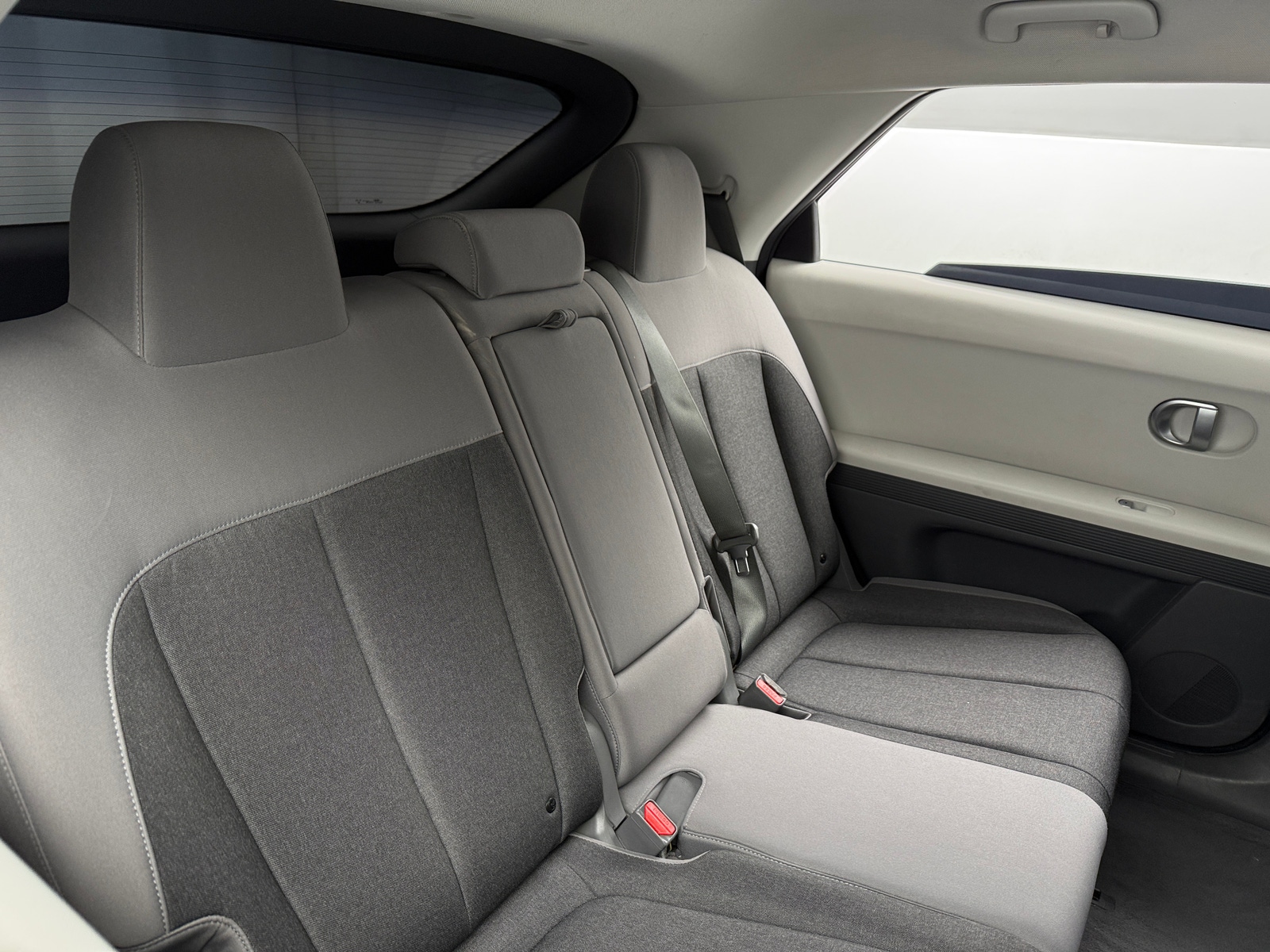 Thumbnail: 2022 Hyundai Ioniq 5 - 6