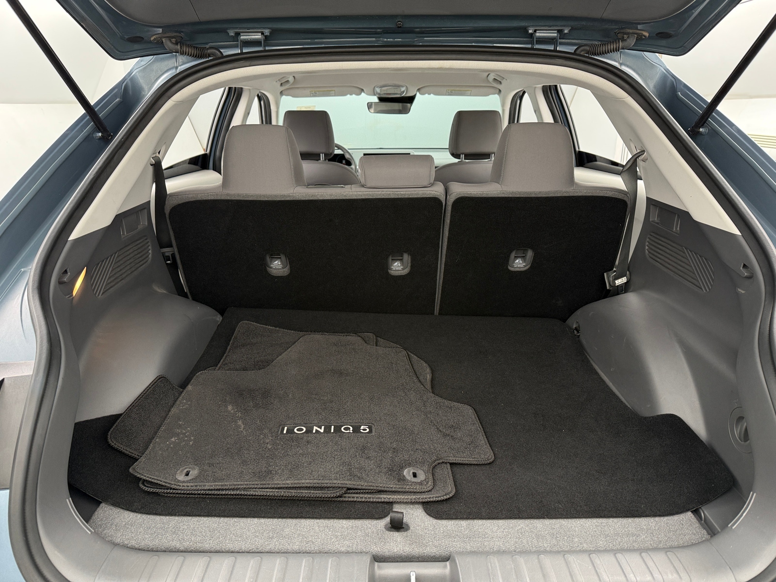 Thumbnail: 2022 Hyundai Ioniq 5 - 7