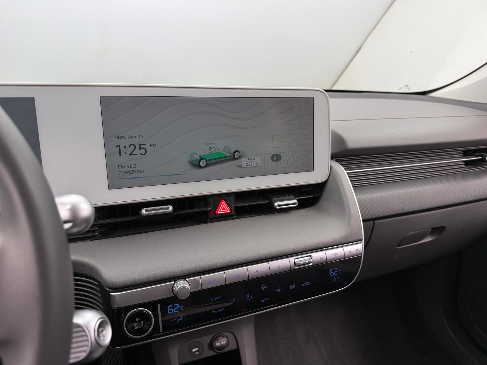 Thumbnail: 2022 Hyundai Ioniq 5 - 4