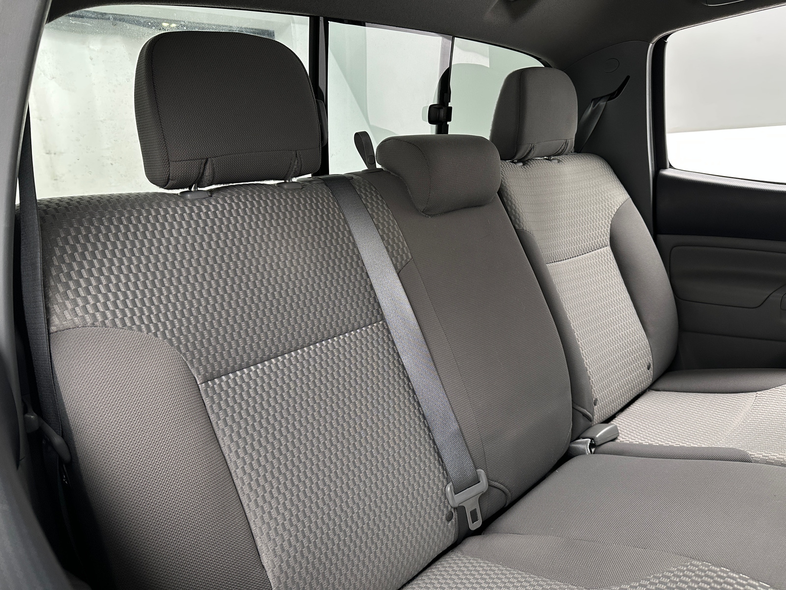 Thumbnail: 2015 Toyota Tacoma - 6