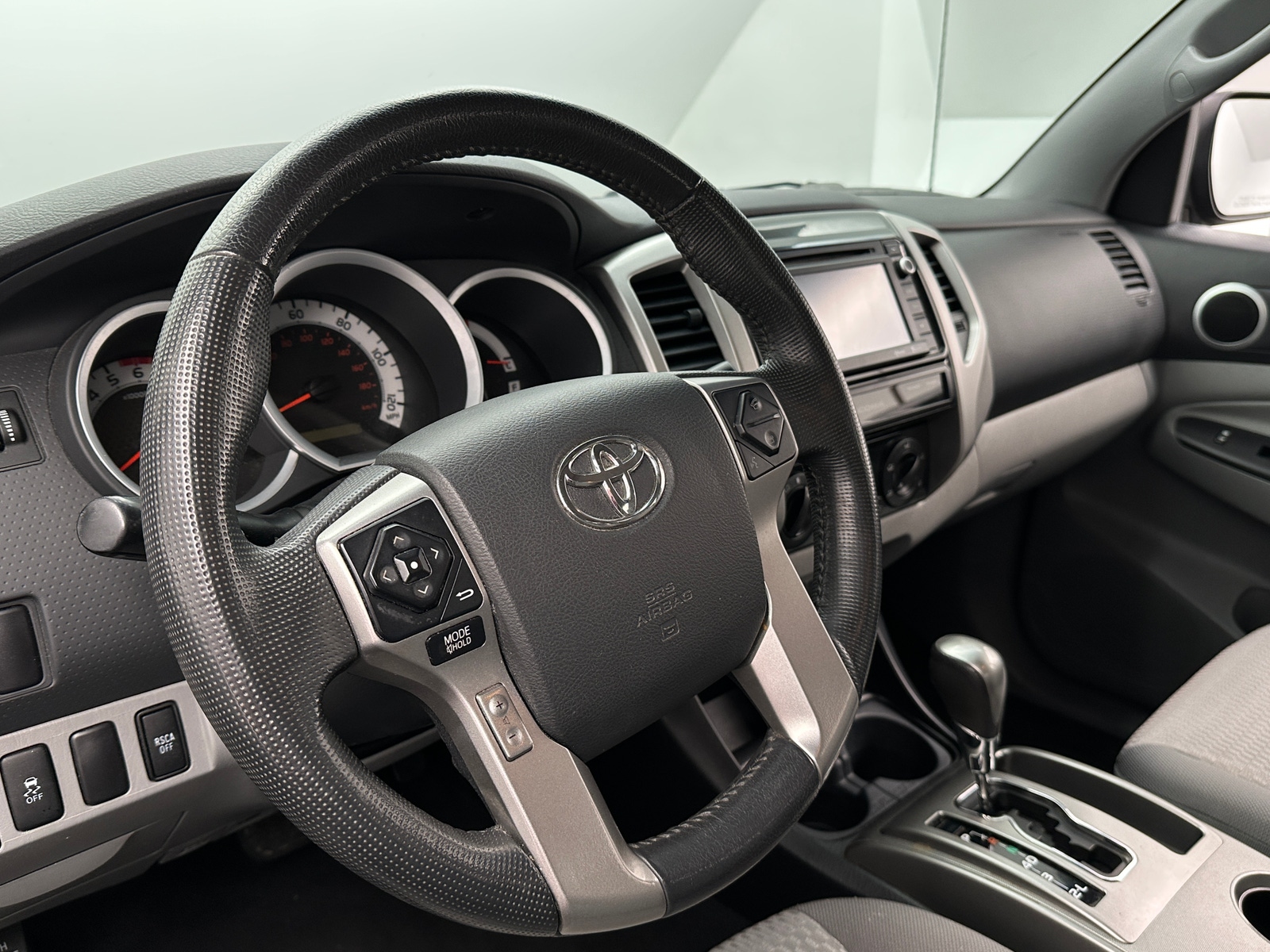 Thumbnail: 2015 Toyota Tacoma - 5