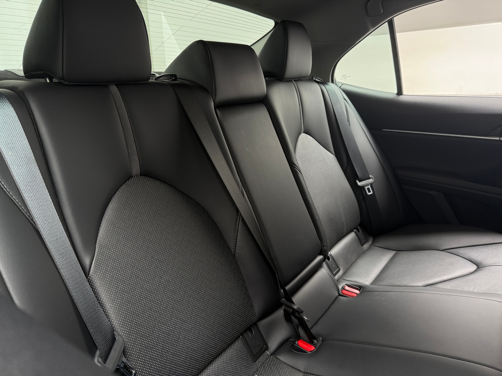 Thumbnail: 2022 Toyota Camry - 5