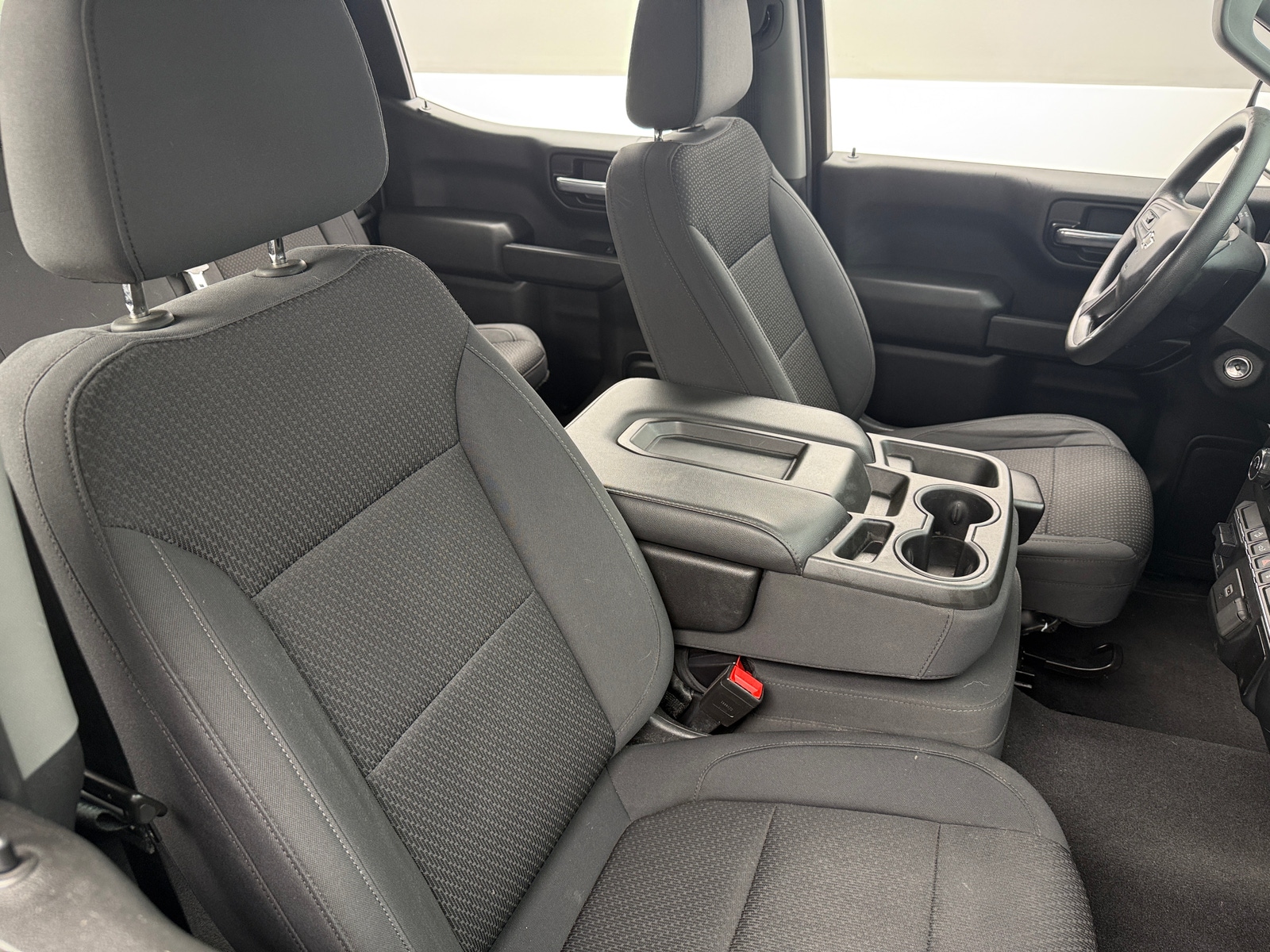 Thumbnail: 2020 Chevrolet Silverado 1500 - 2