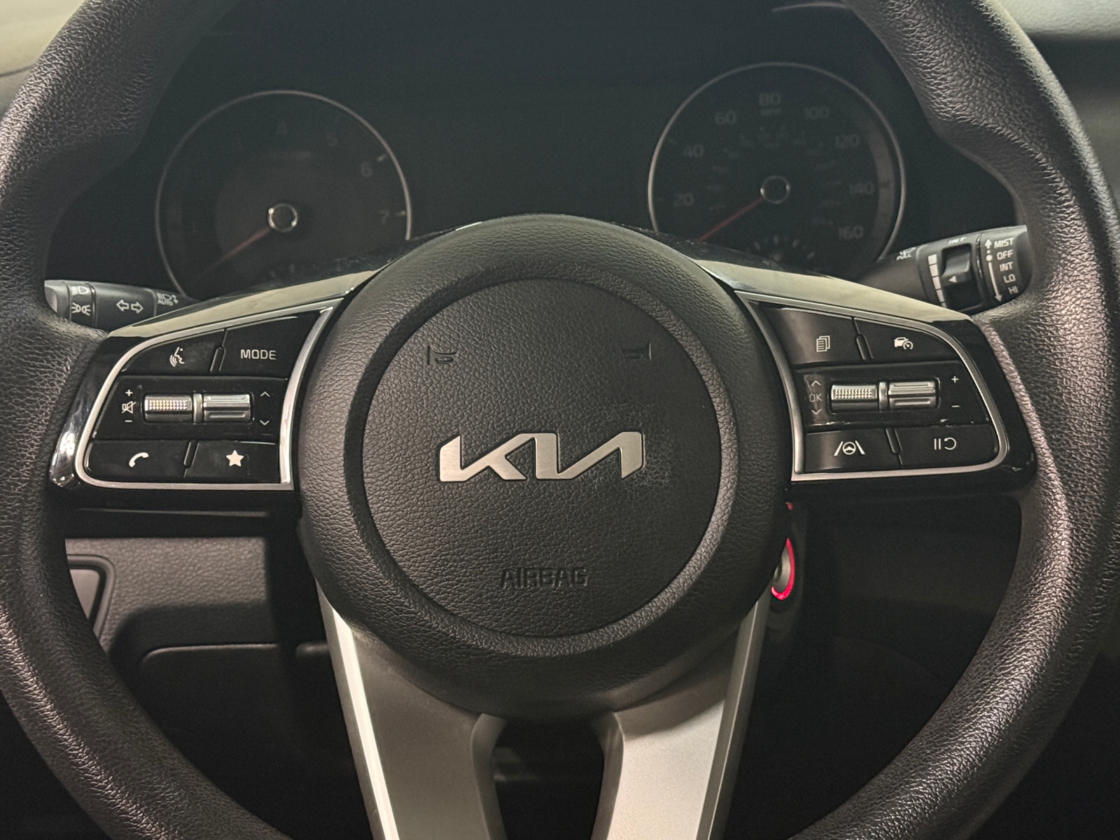 Thumbnail: 2024 Kia Forte - 5