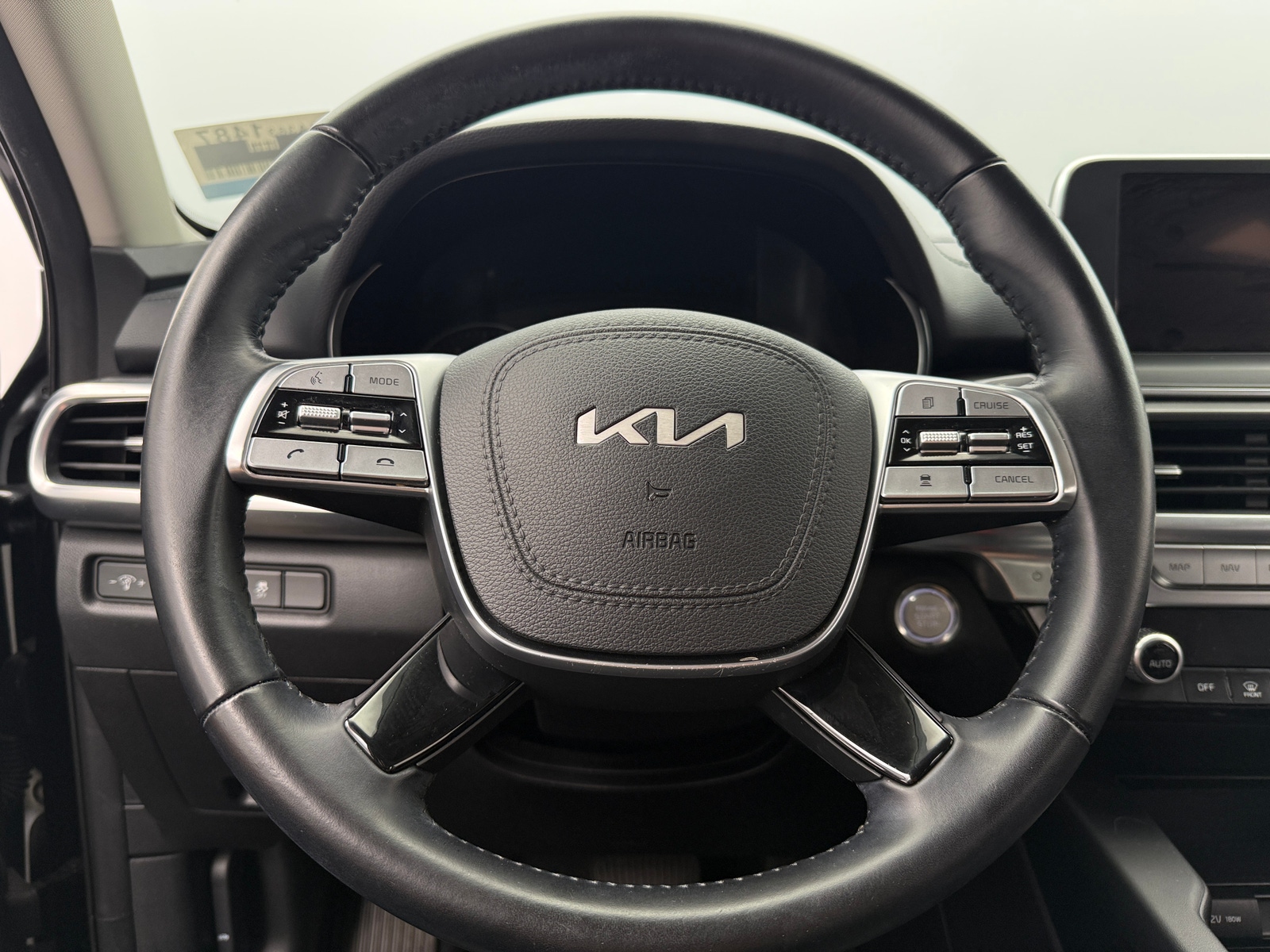 Thumbnail: 2022 Kia Telluride - 4