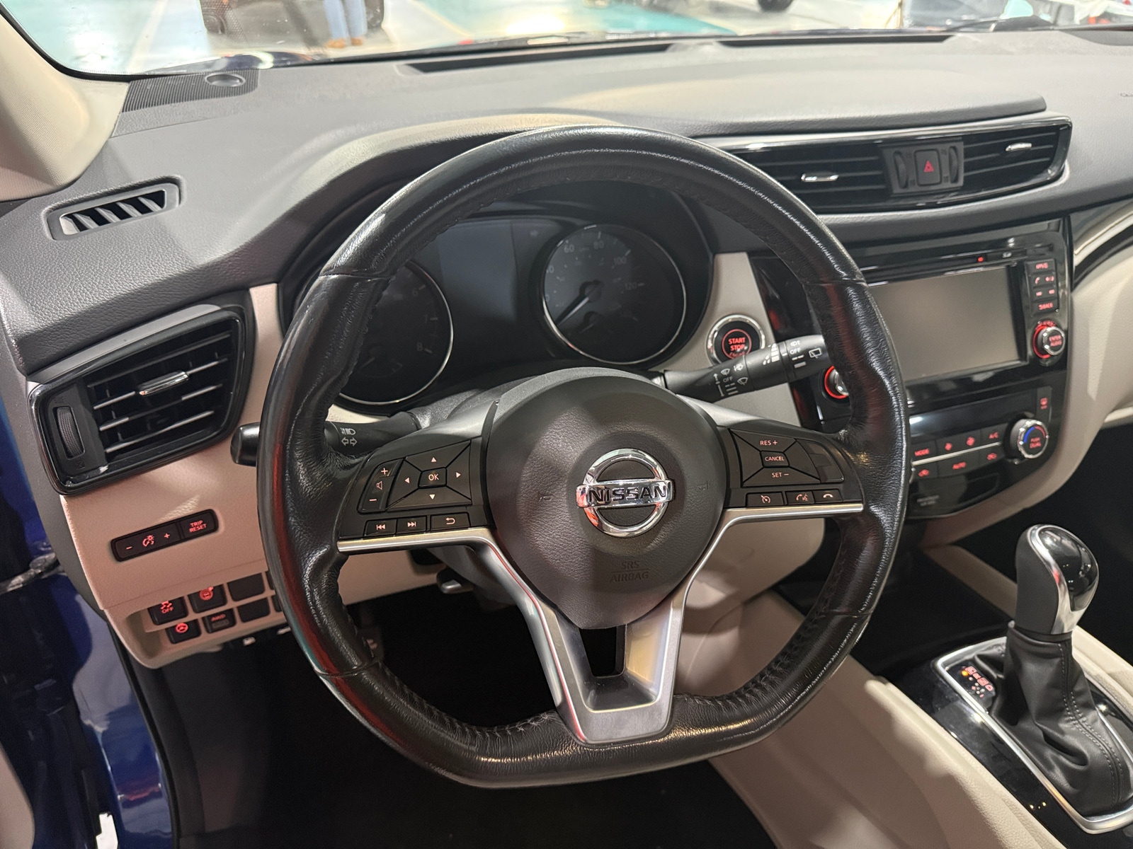 Thumbnail: 2018 Nissan Rogue Sport - 5