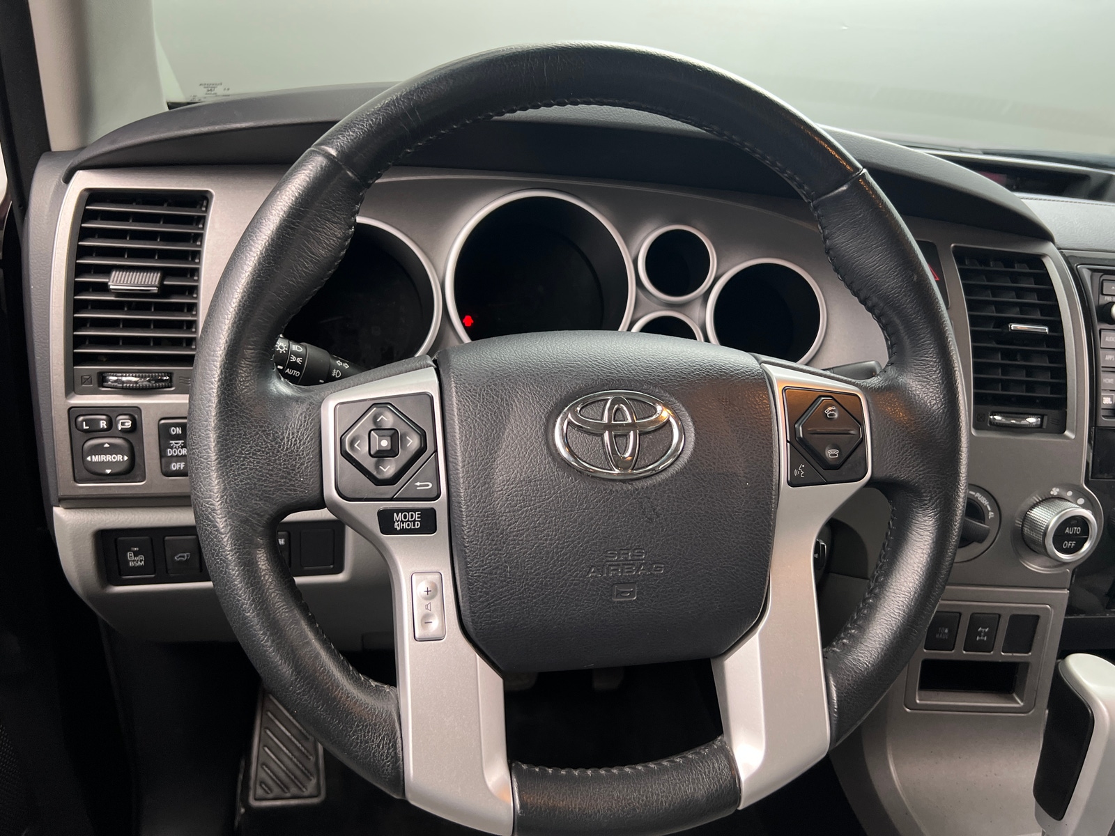 Thumbnail: 2017 Toyota Sequoia - 4