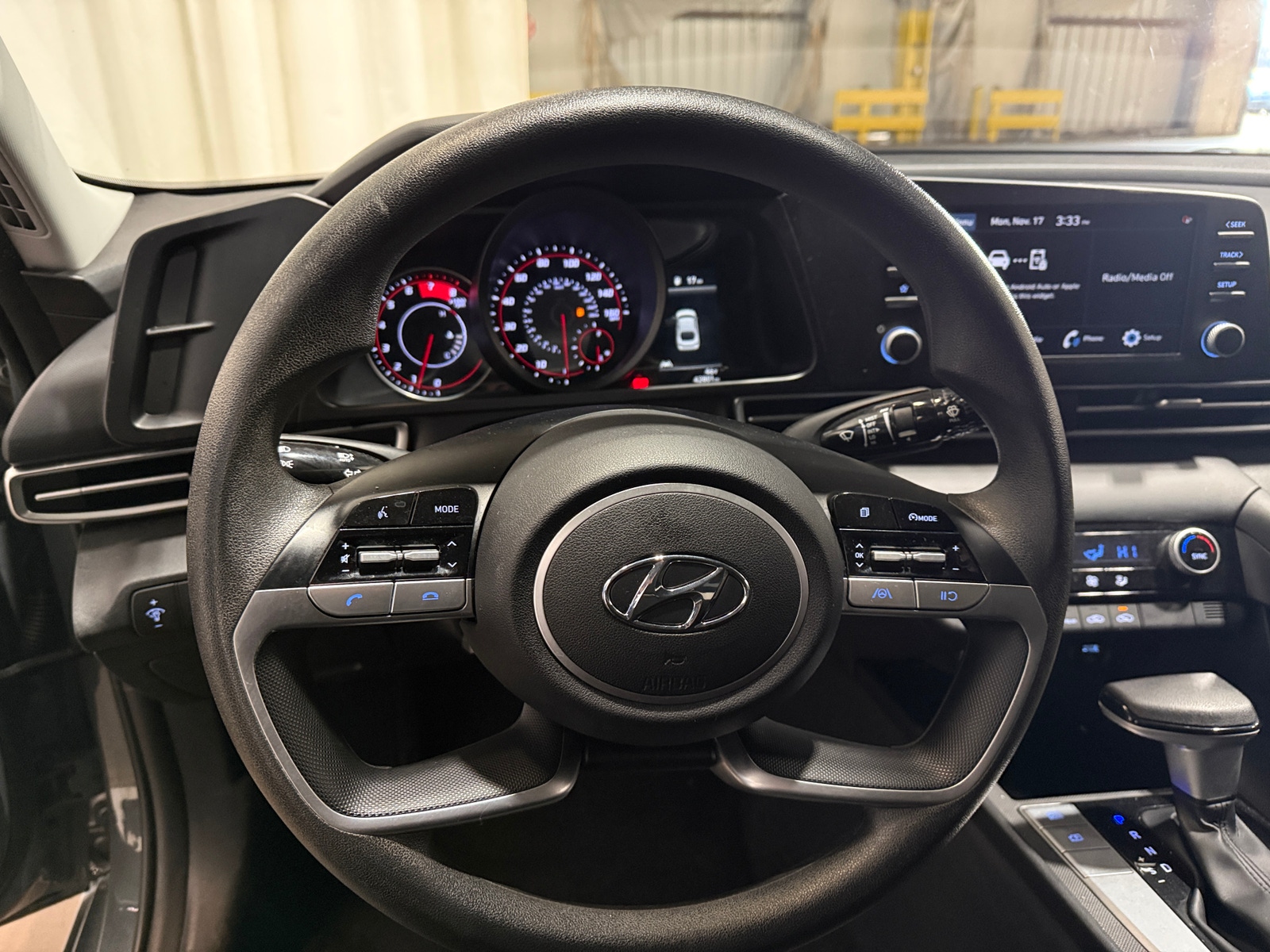 Thumbnail: 2023 Hyundai Elantra - 5