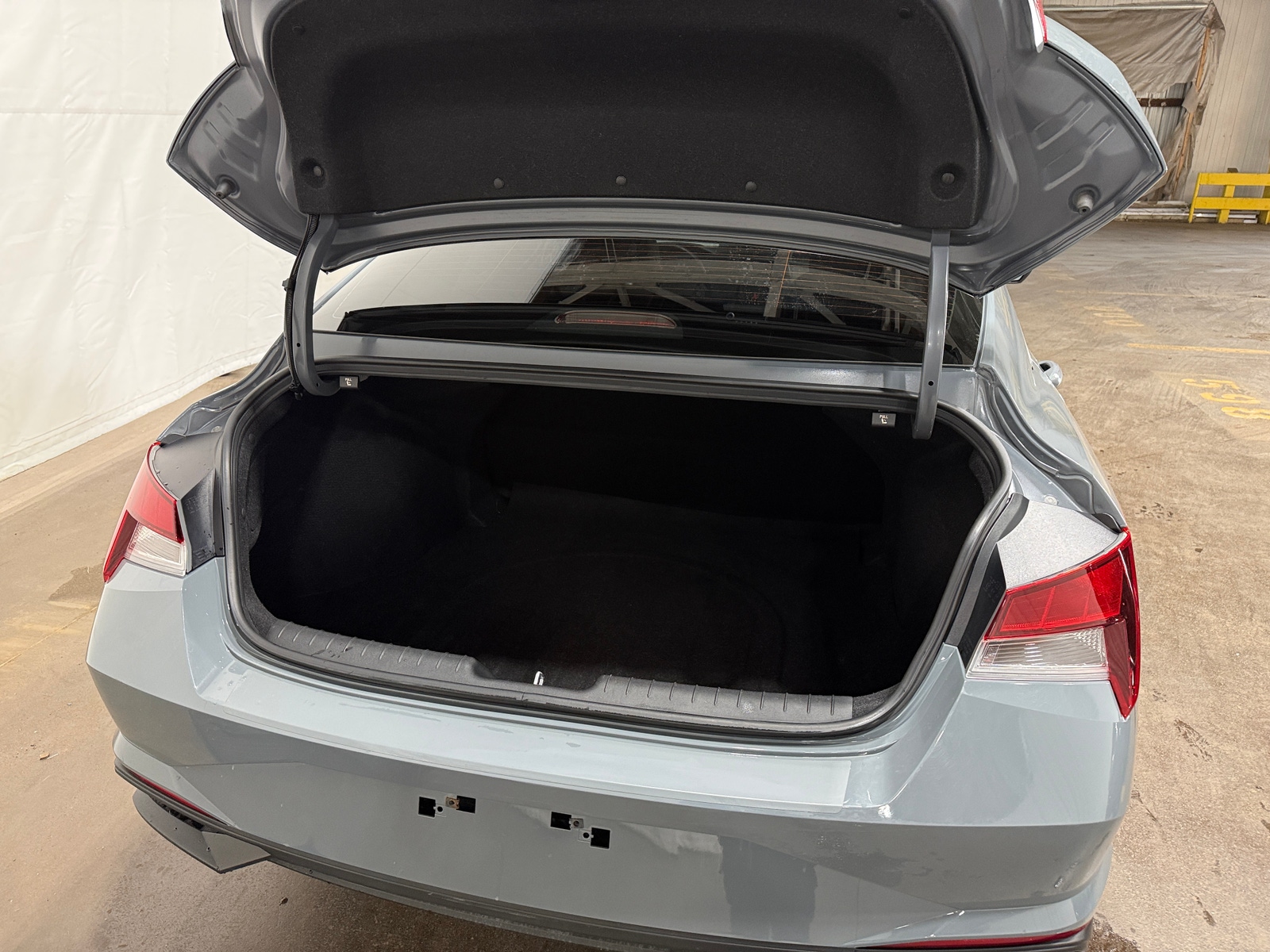 Thumbnail: 2023 Hyundai Elantra - 7