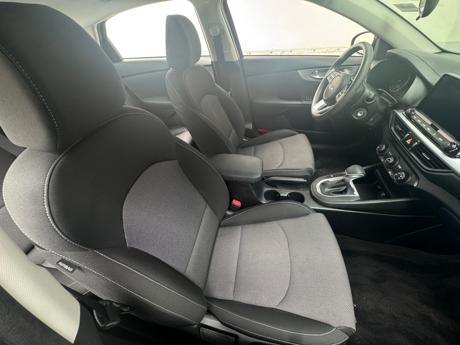 Thumbnail: 2023 Kia Forte - 2