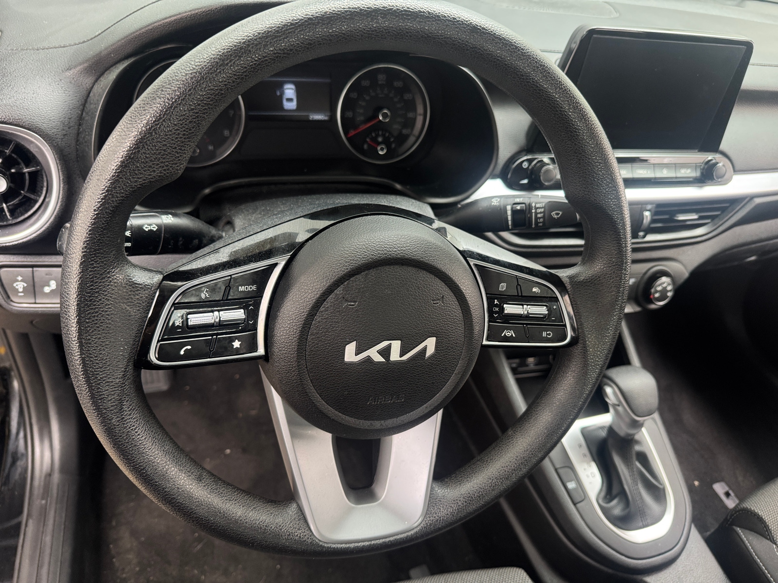 Thumbnail: 2023 Kia Forte - 5