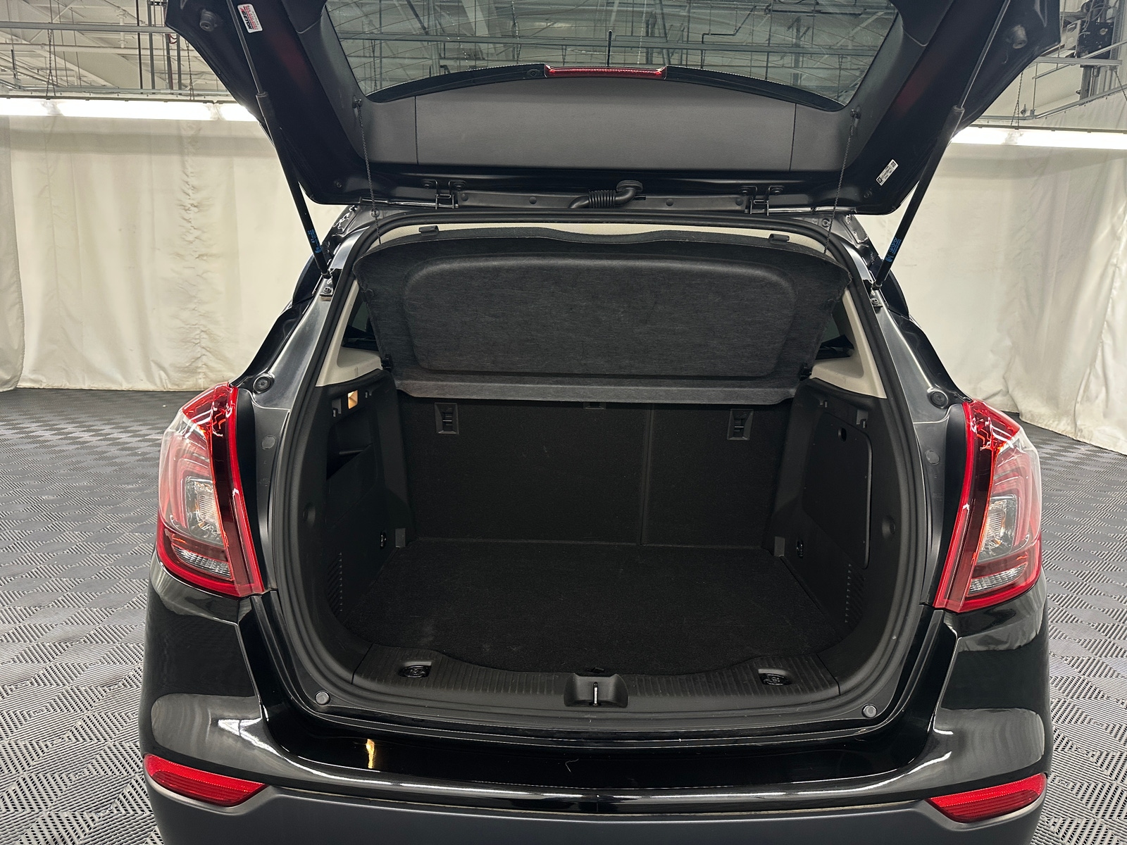 Thumbnail: 2019 Buick Encore - 7