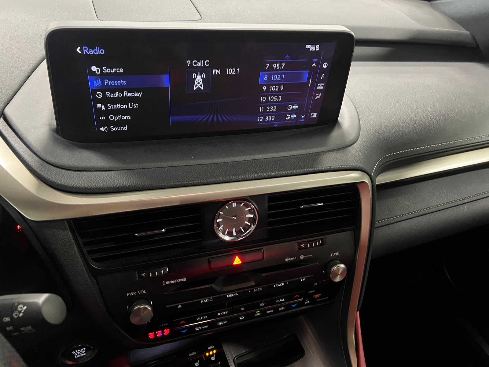 Thumbnail: 2022 Lexus RX - 3