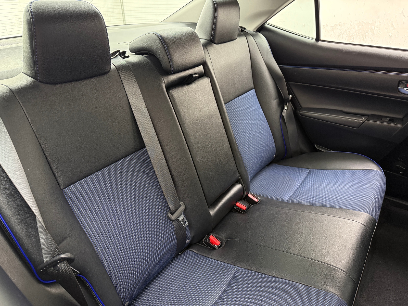 Thumbnail: 2018 Toyota Corolla - 6