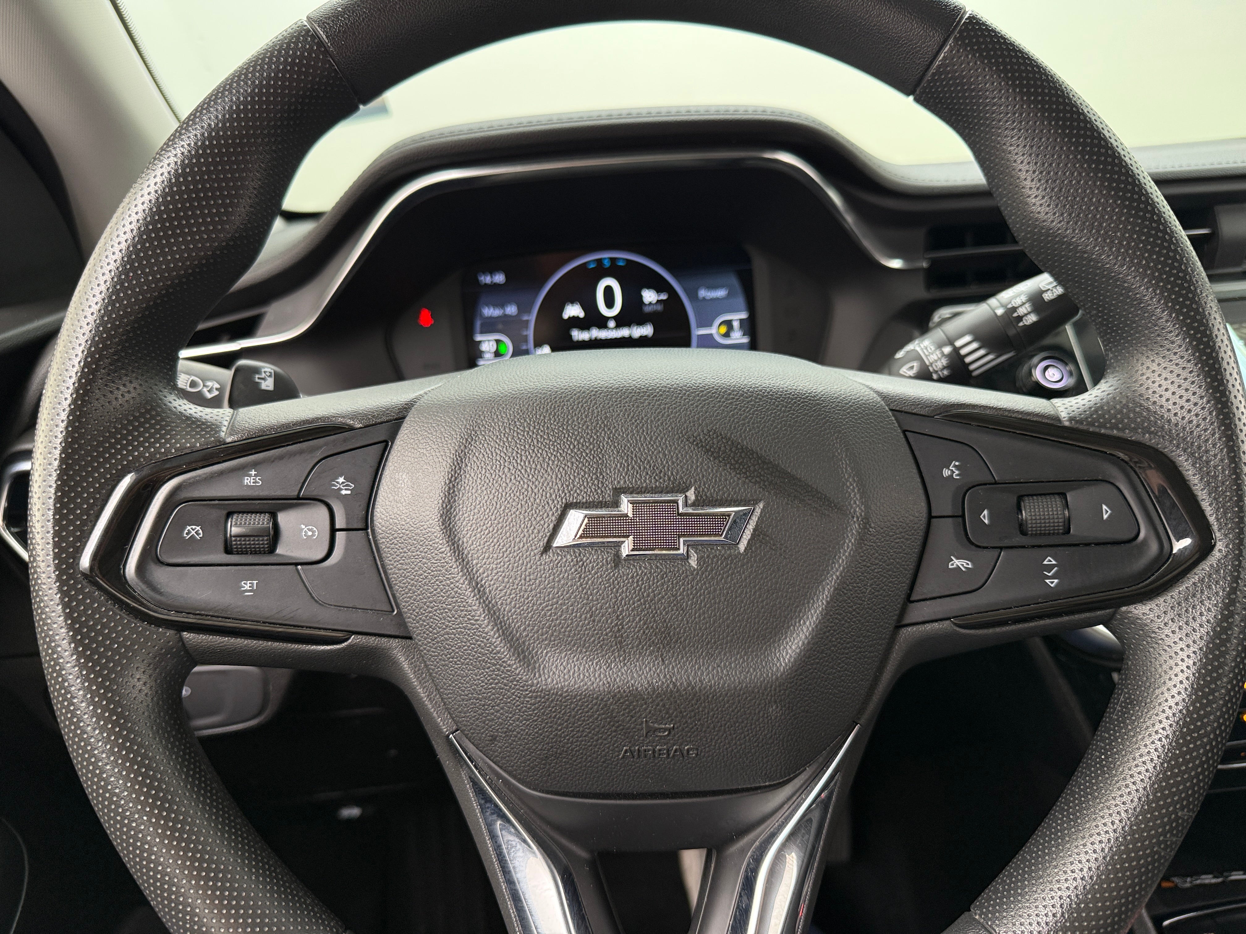 Used 2023 Chevrolet Bolt EUV LT with VIN 1G1FY6S05P4152984 for sale in Oak Creek, WI