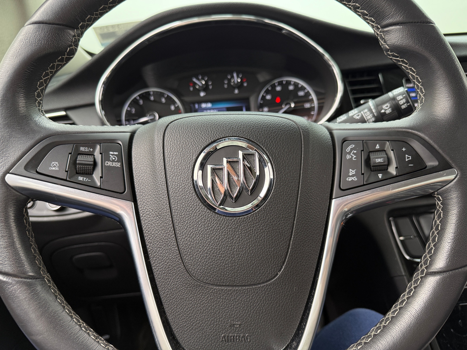 Thumbnail: 2022 Buick Encore - 5