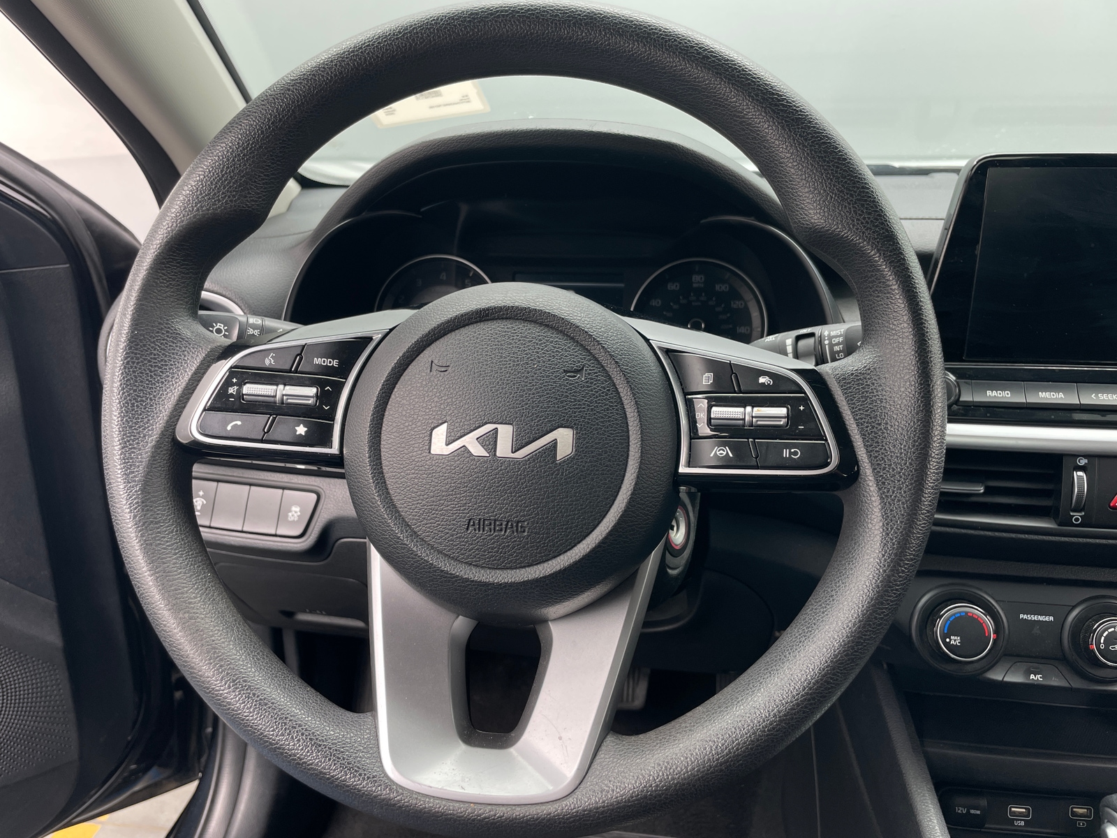 Thumbnail: 2024 Kia Forte - 5