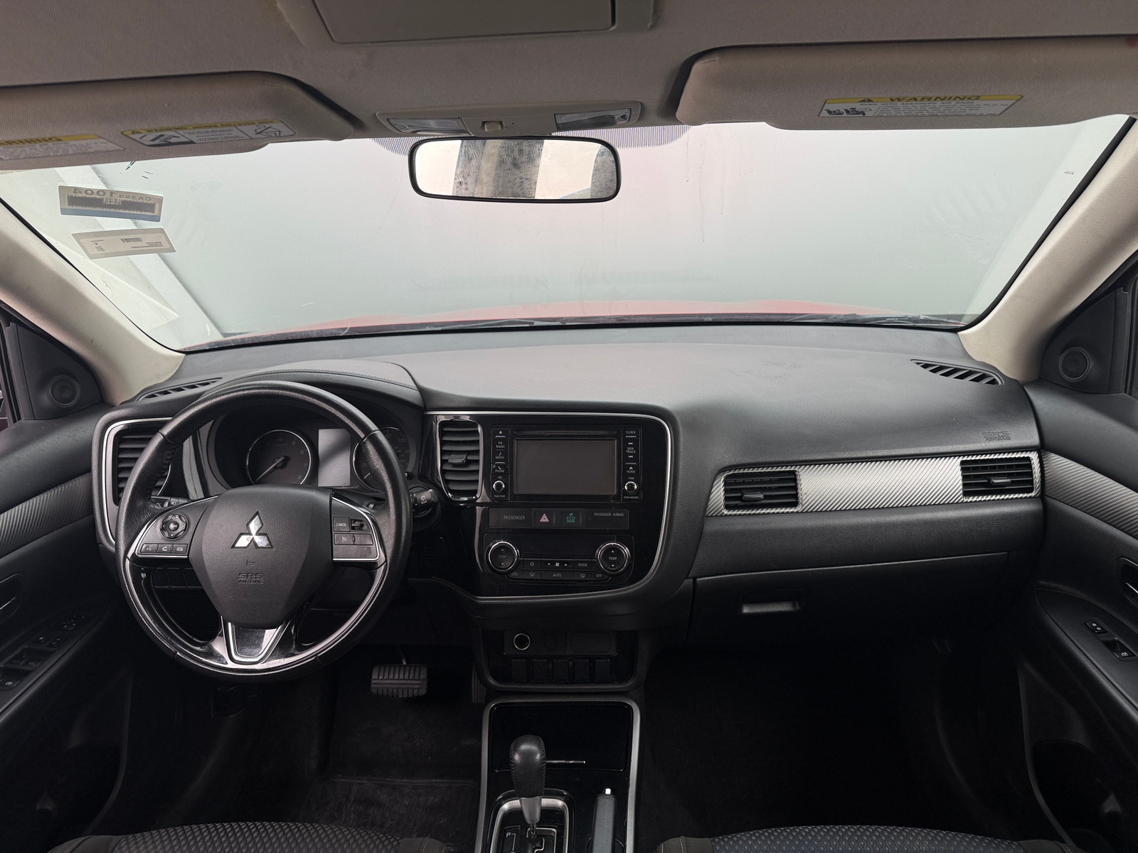 Thumbnail: 2017 Mitsubishi Outlander - 3