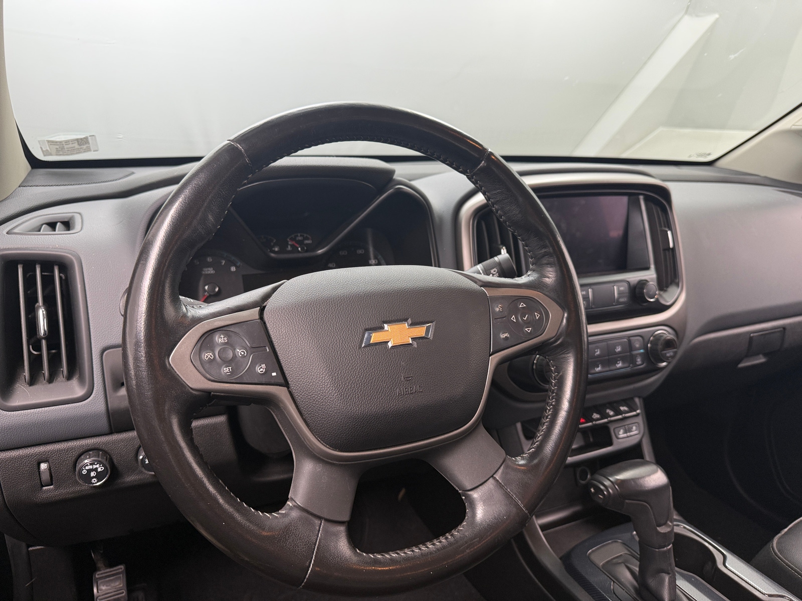 Thumbnail: 2019 Chevrolet Colorado - 5
