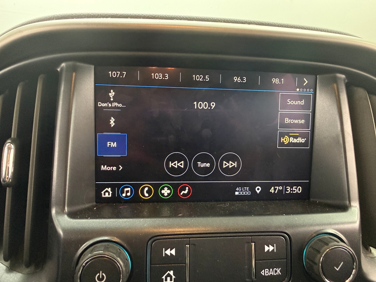 Thumbnail: 2019 Chevrolet Colorado - 4