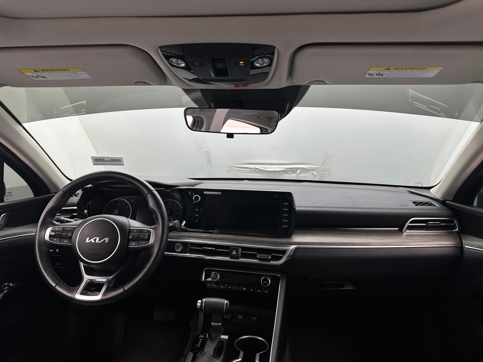 Thumbnail: 2023 Kia K5 - 2