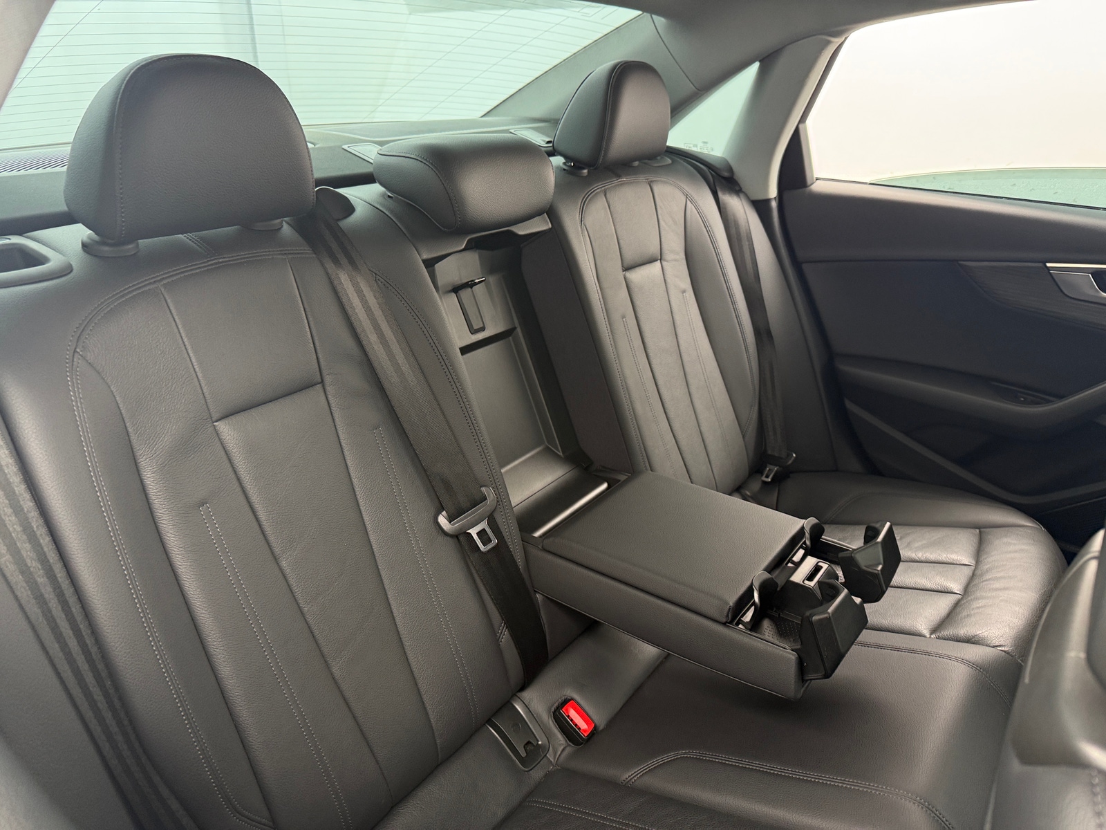 Thumbnail: 2017 Audi A4 - 5