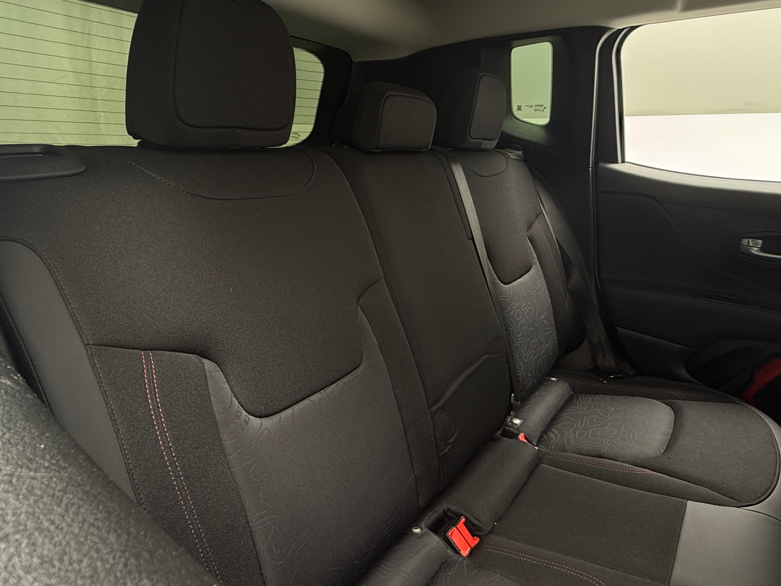 Thumbnail: 2019 Jeep Renegade - 6