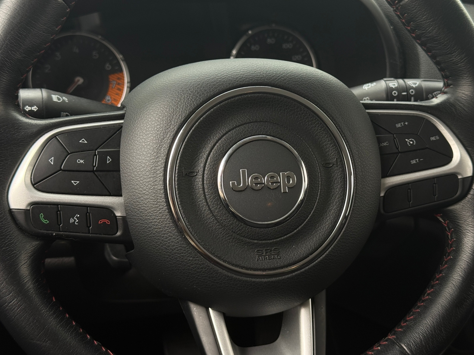 Thumbnail: 2019 Jeep Renegade - 5