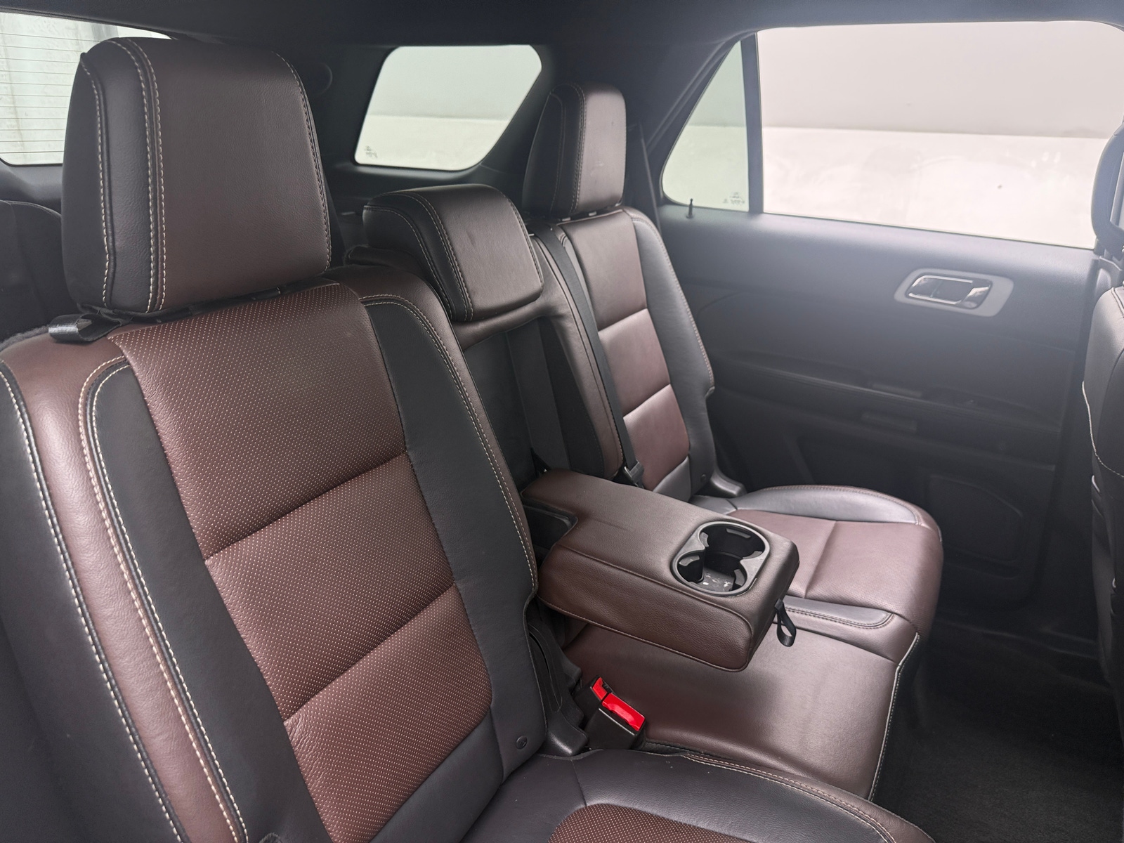 Thumbnail: 2015 Ford Explorer - 5