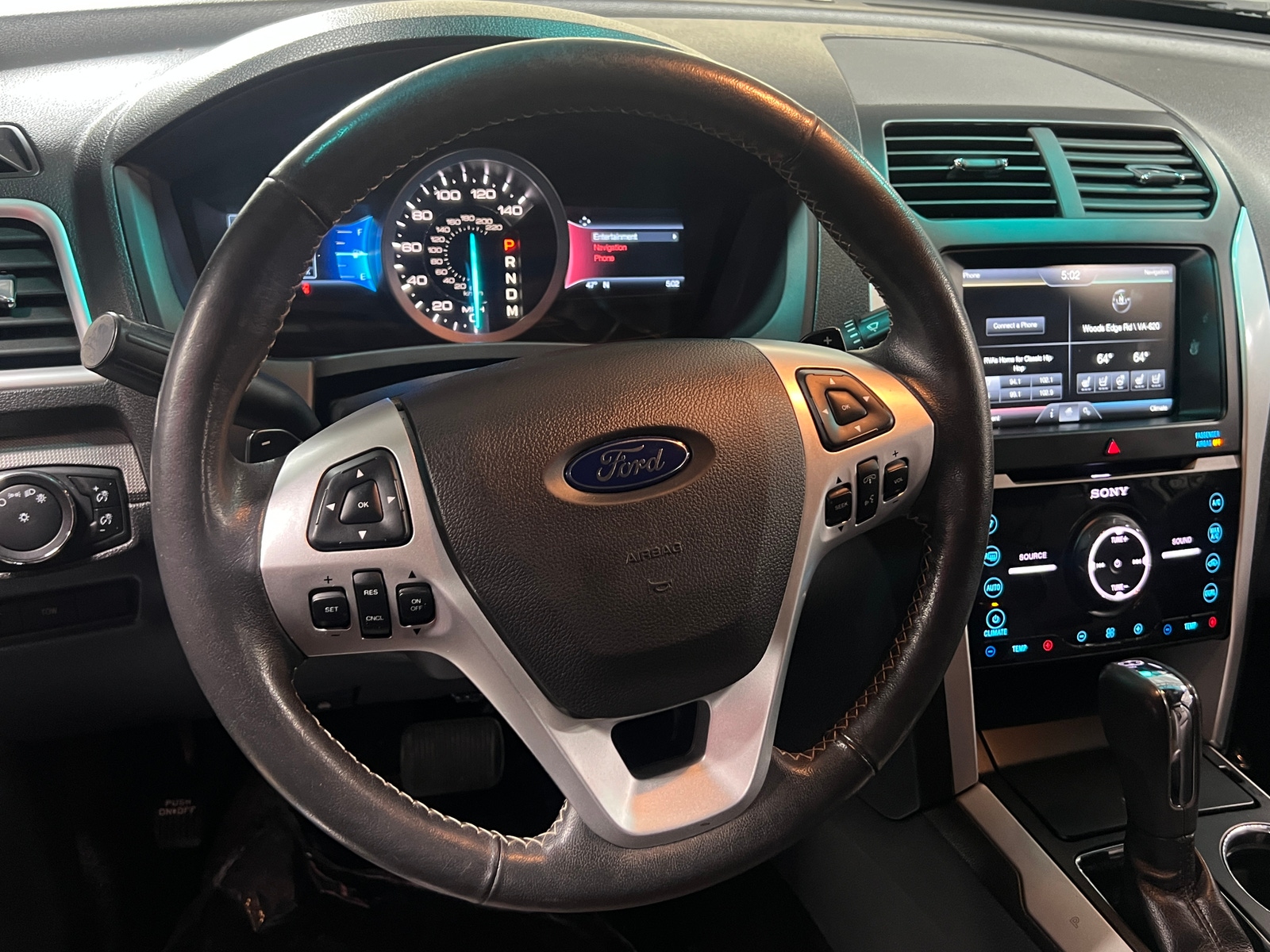 Thumbnail: 2015 Ford Explorer - 4