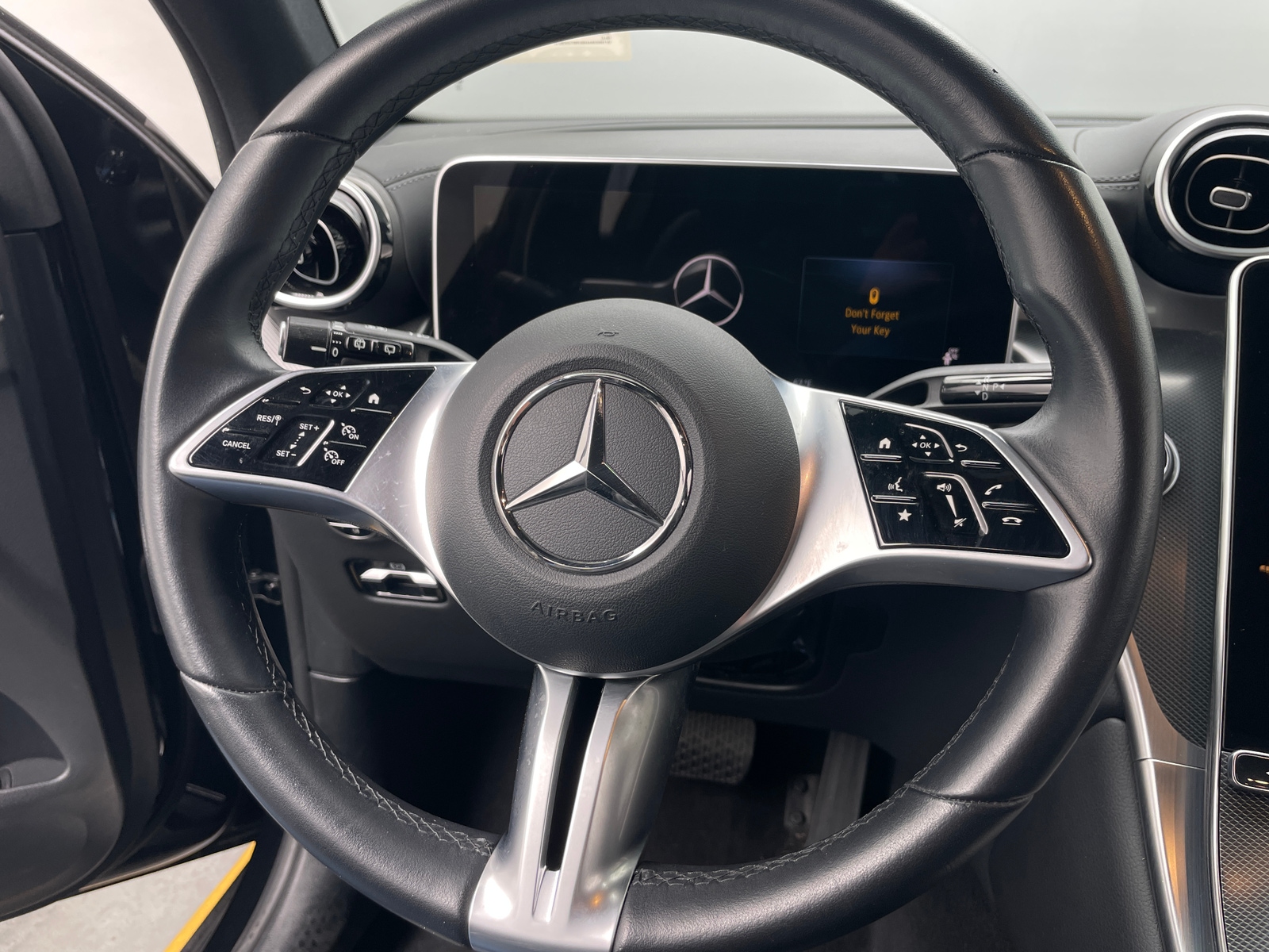 Thumbnail: 2024 Mercedes-Benz GLC - 4