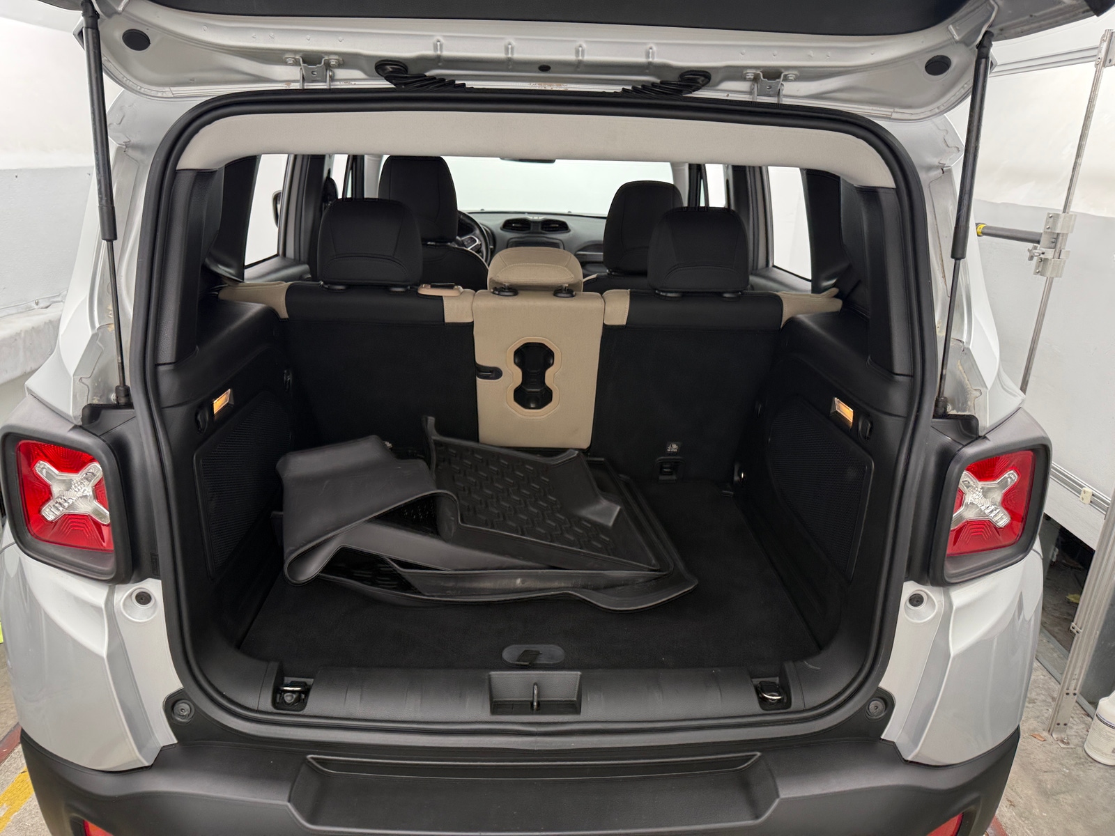 Thumbnail: 2015 Jeep Renegade - 7