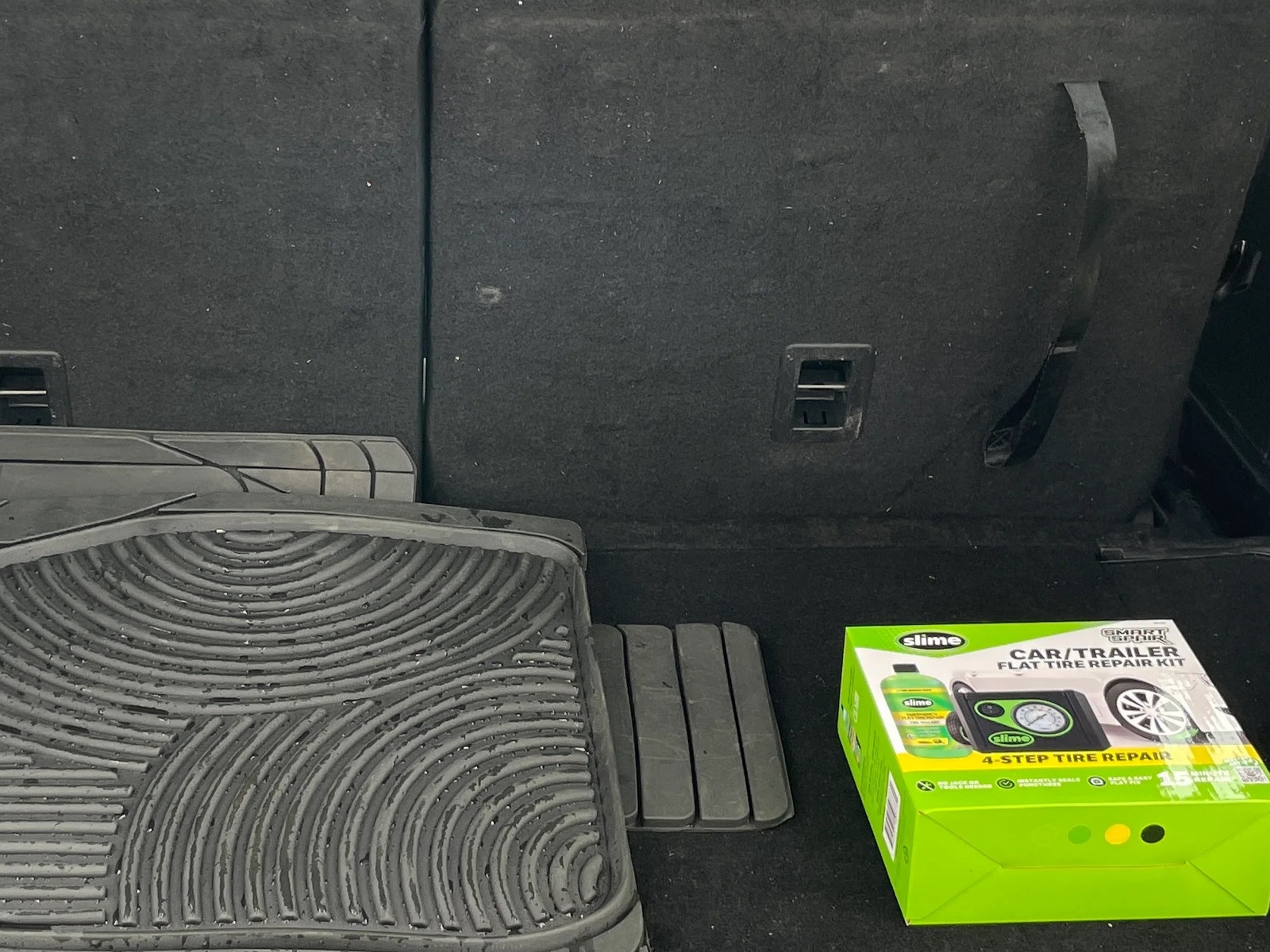 Thumbnail: 2022 Ford Explorer - 7