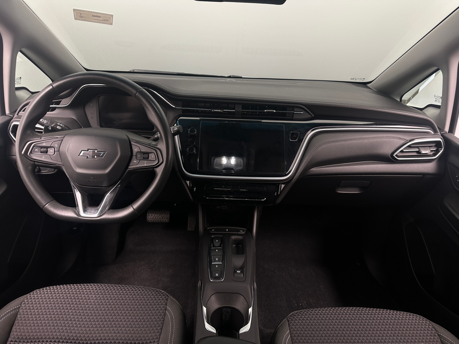 Thumbnail: 2023 Chevrolet Bolt EV - 3