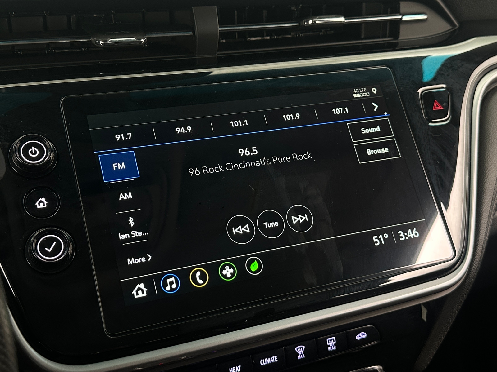 Thumbnail: 2023 Chevrolet Bolt EV - 4