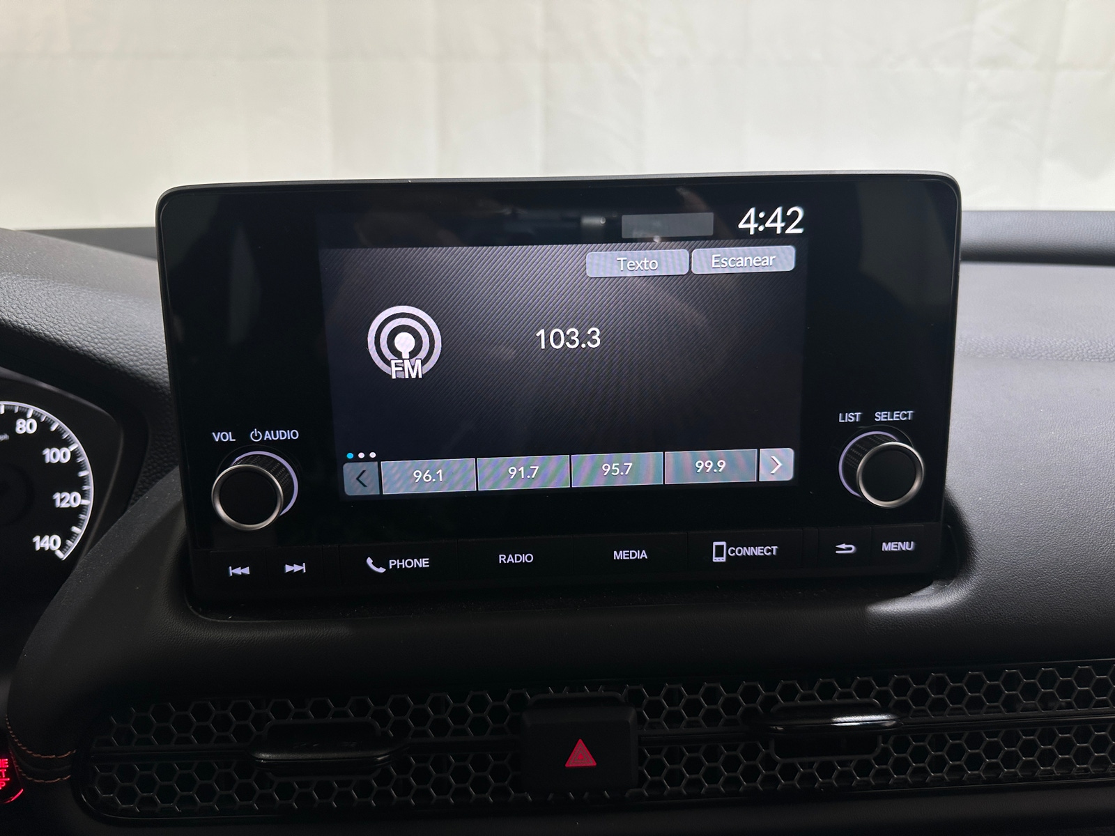 Thumbnail: 2025 Honda HR-V - 4