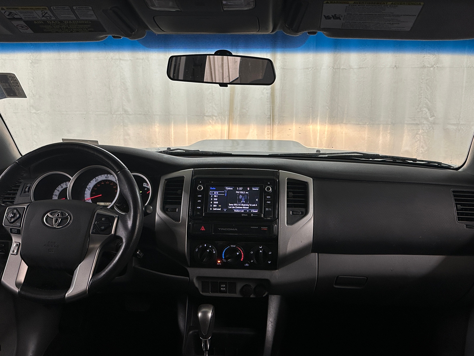 Thumbnail: 2015 Toyota Tacoma - 3