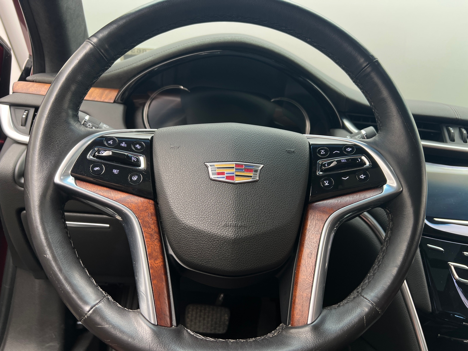 Thumbnail: 2019 Cadillac XTS - 4