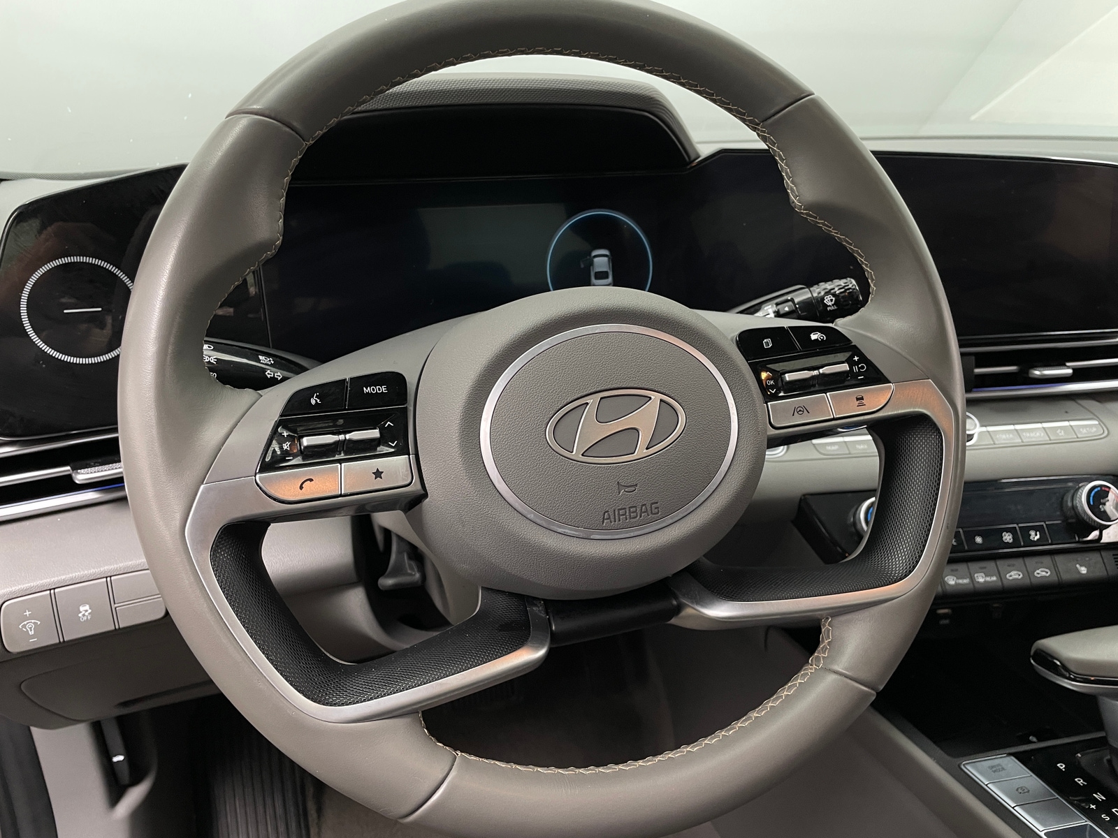 Thumbnail: 2025 Hyundai Elantra - 5