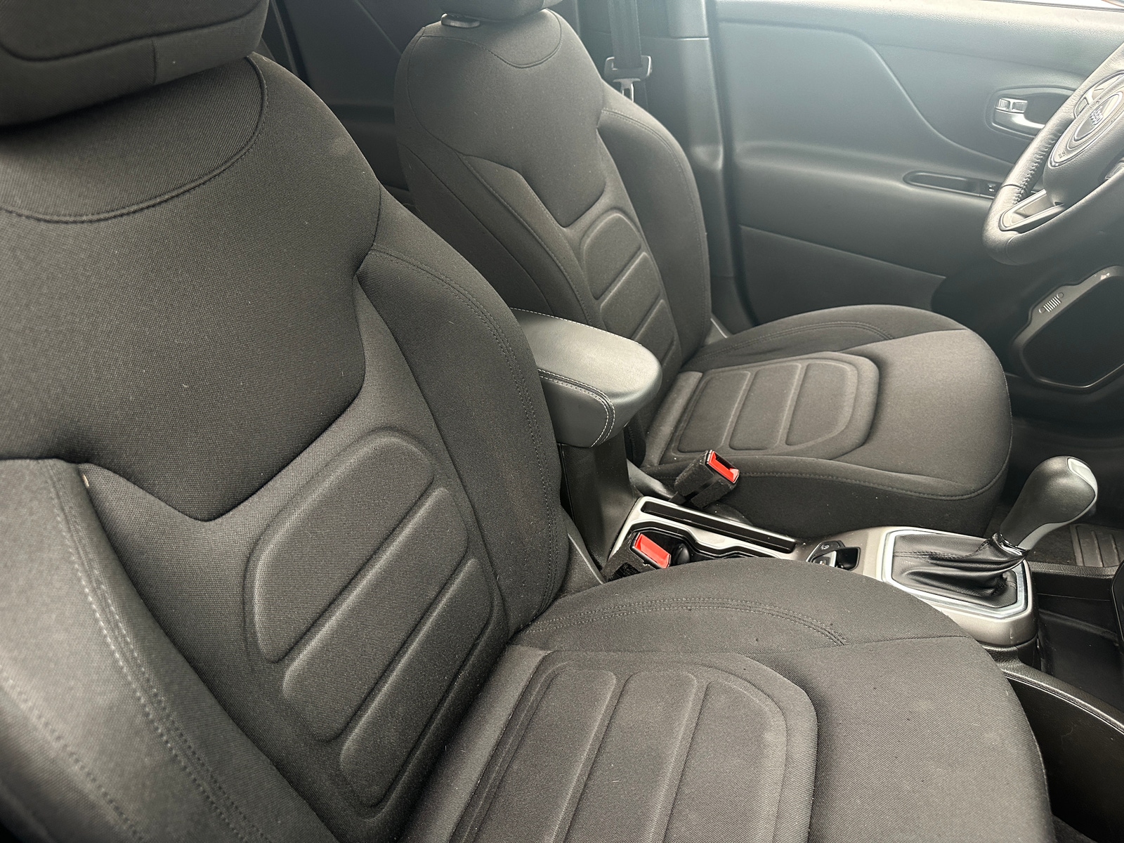 Thumbnail: 2022 Jeep Renegade - 2