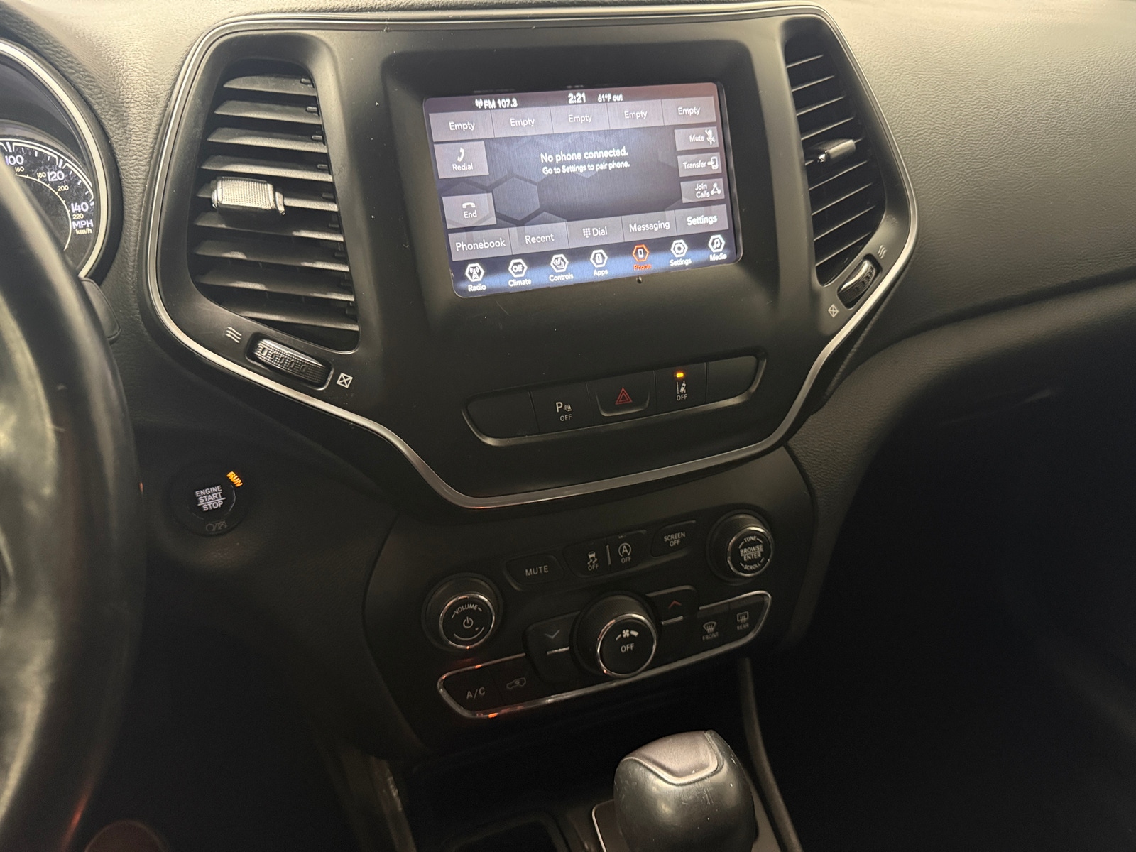 Thumbnail: 2021 Jeep Cherokee - 3