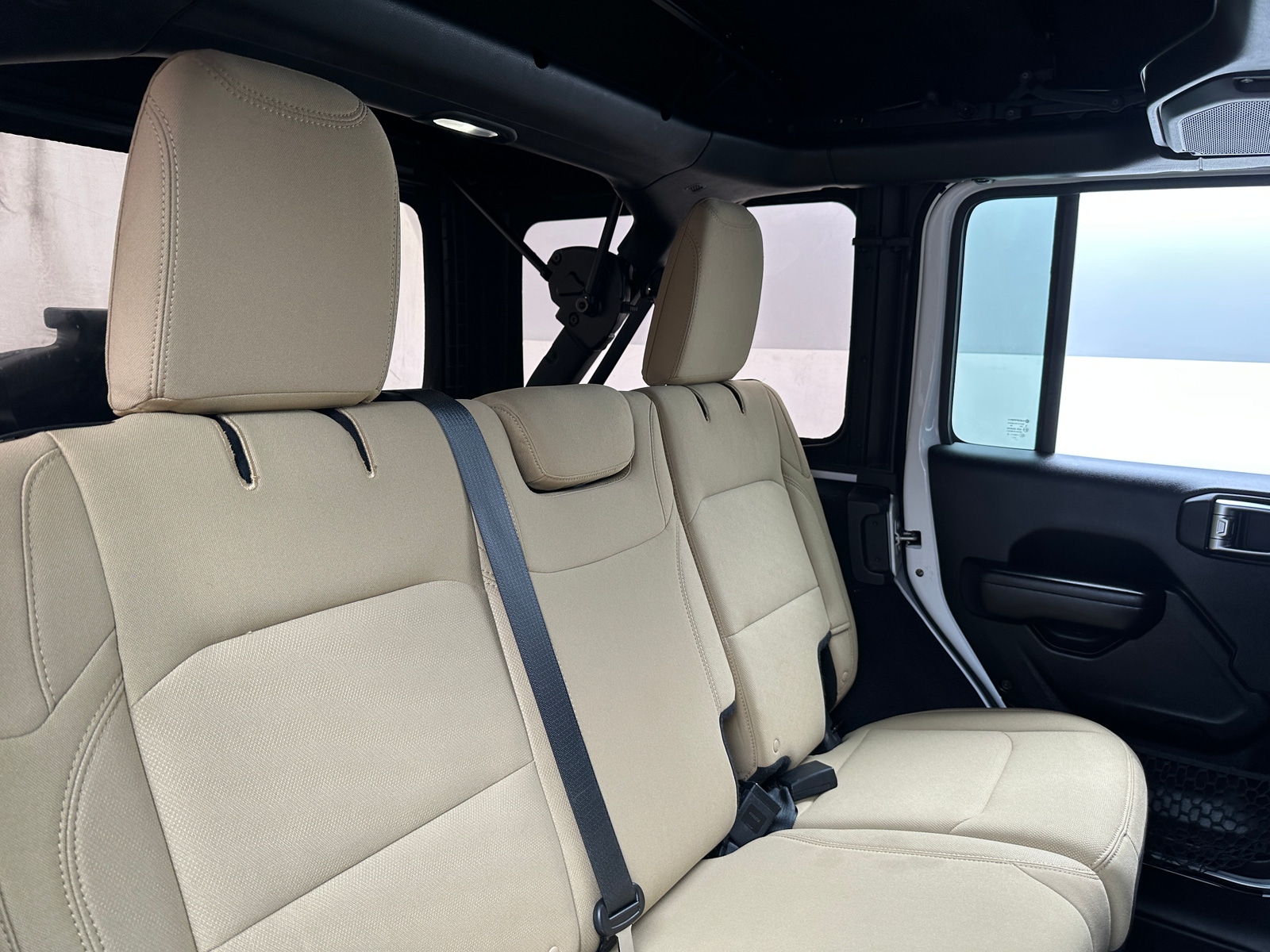 Thumbnail: 2018 Jeep Wrangler - 6