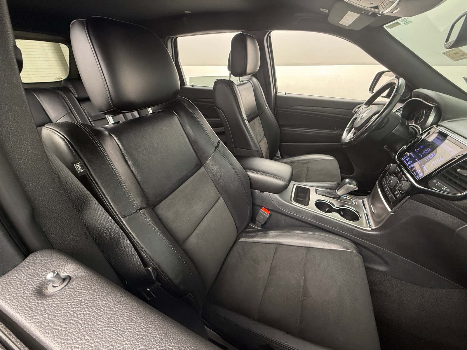 Thumbnail: 2020 Jeep Grand Cherokee - 2