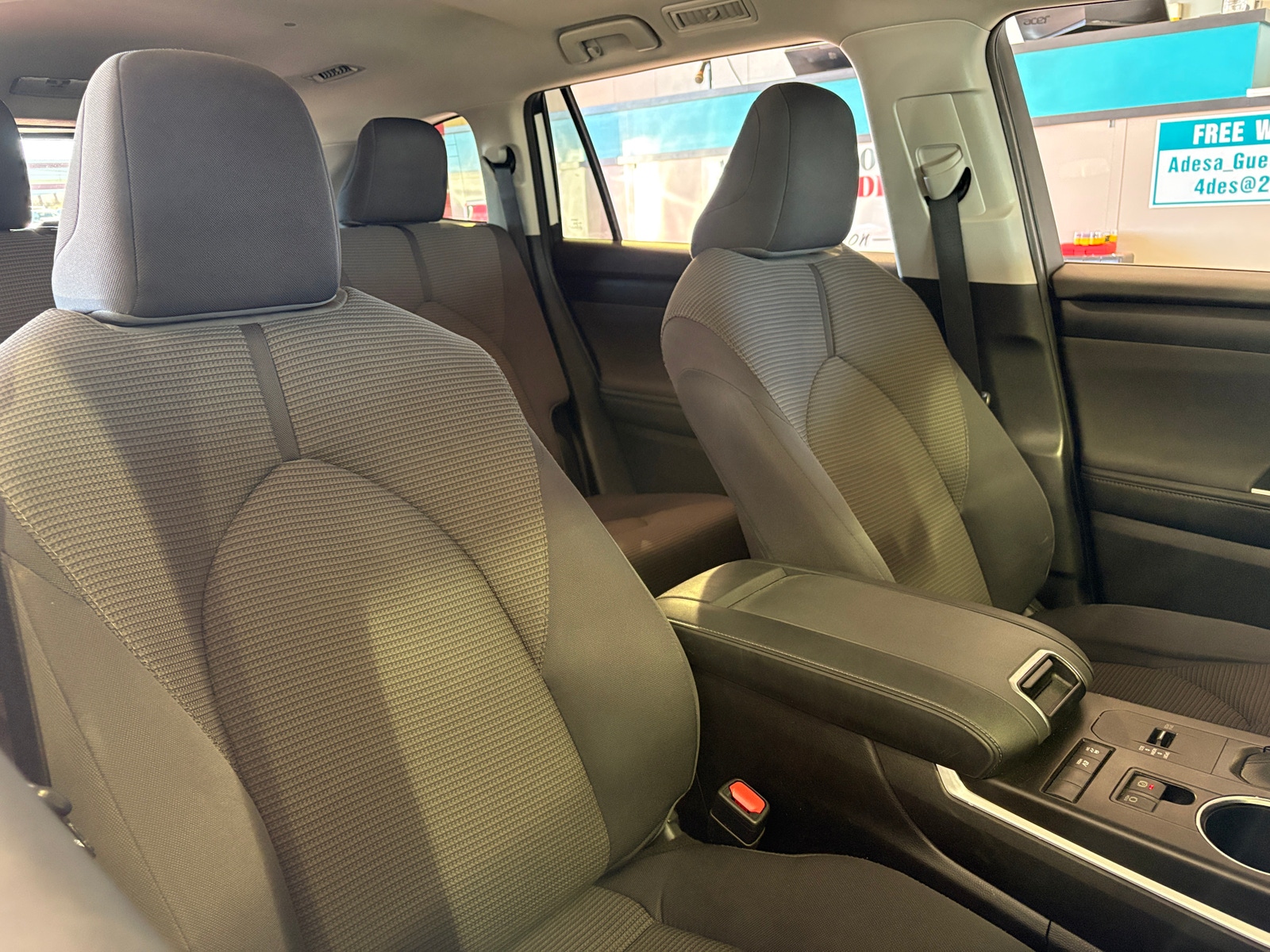 Thumbnail: 2021 Toyota Highlander - 2