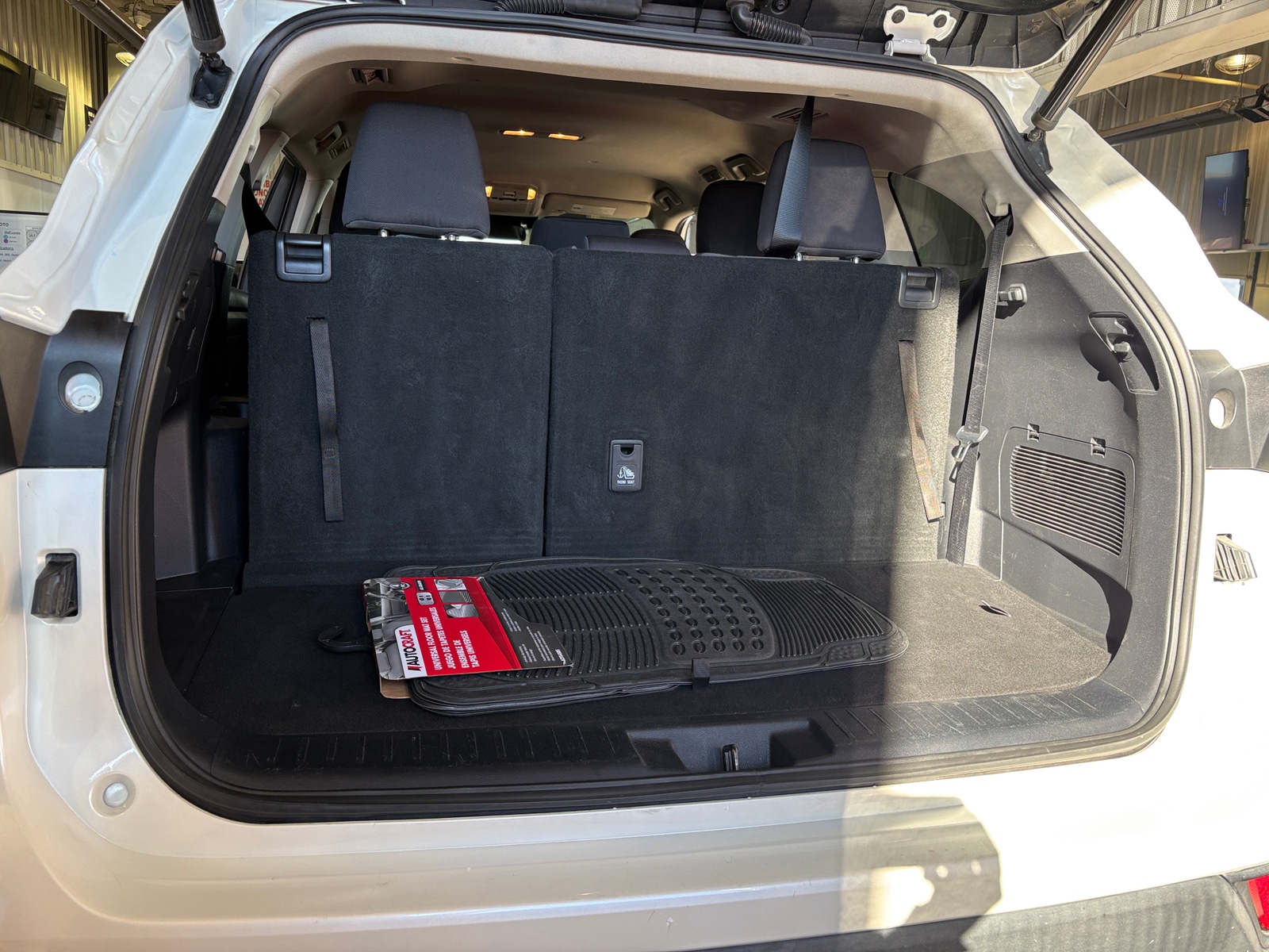 Thumbnail: 2021 Toyota Highlander - 7