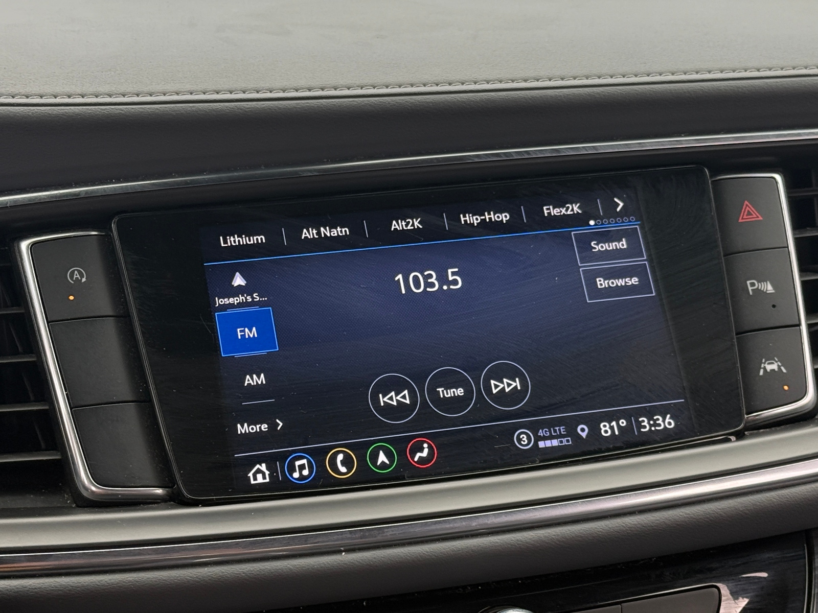 Thumbnail: 2022 Buick Enclave - 3