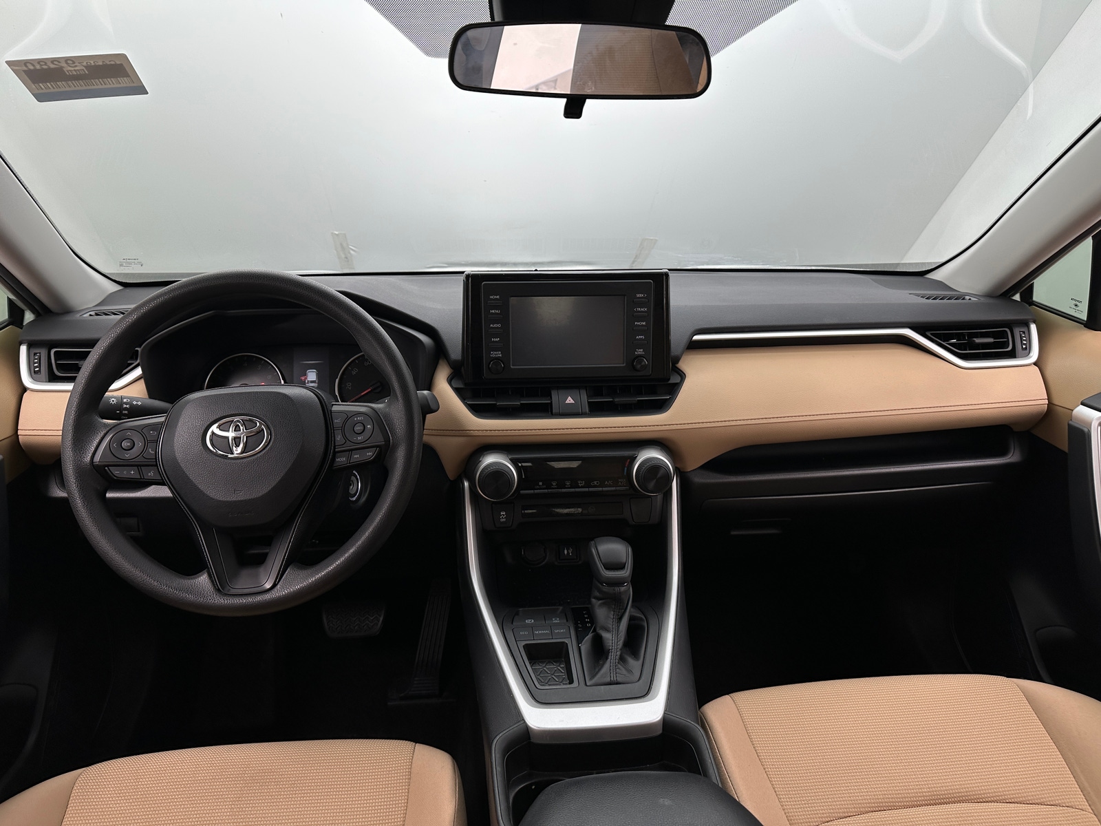 Thumbnail: 2019 Toyota RAV4 - 3